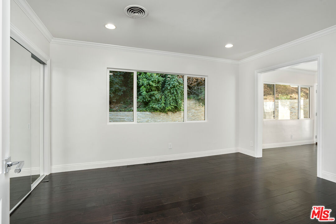 9809 Melinda Dr