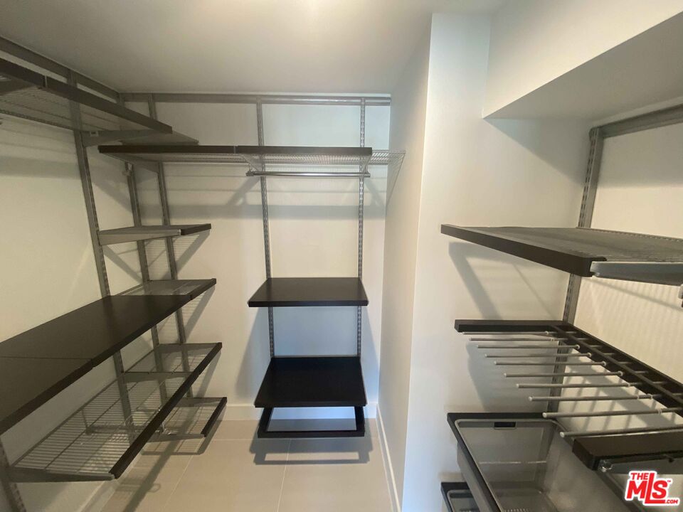 838 N Doheny Dr Unit: 1404