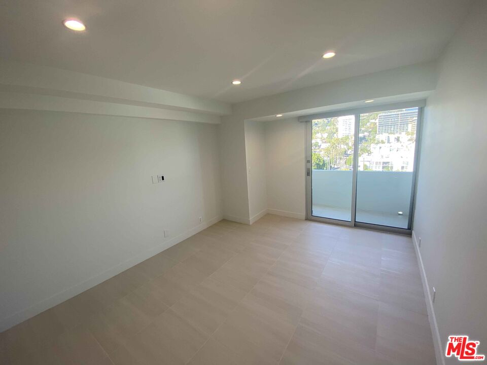 838 N Doheny Dr Unit: 1404