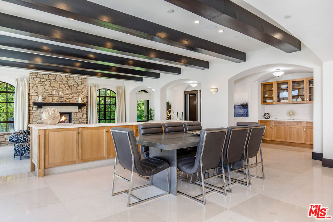 2175 Summitridge Dr