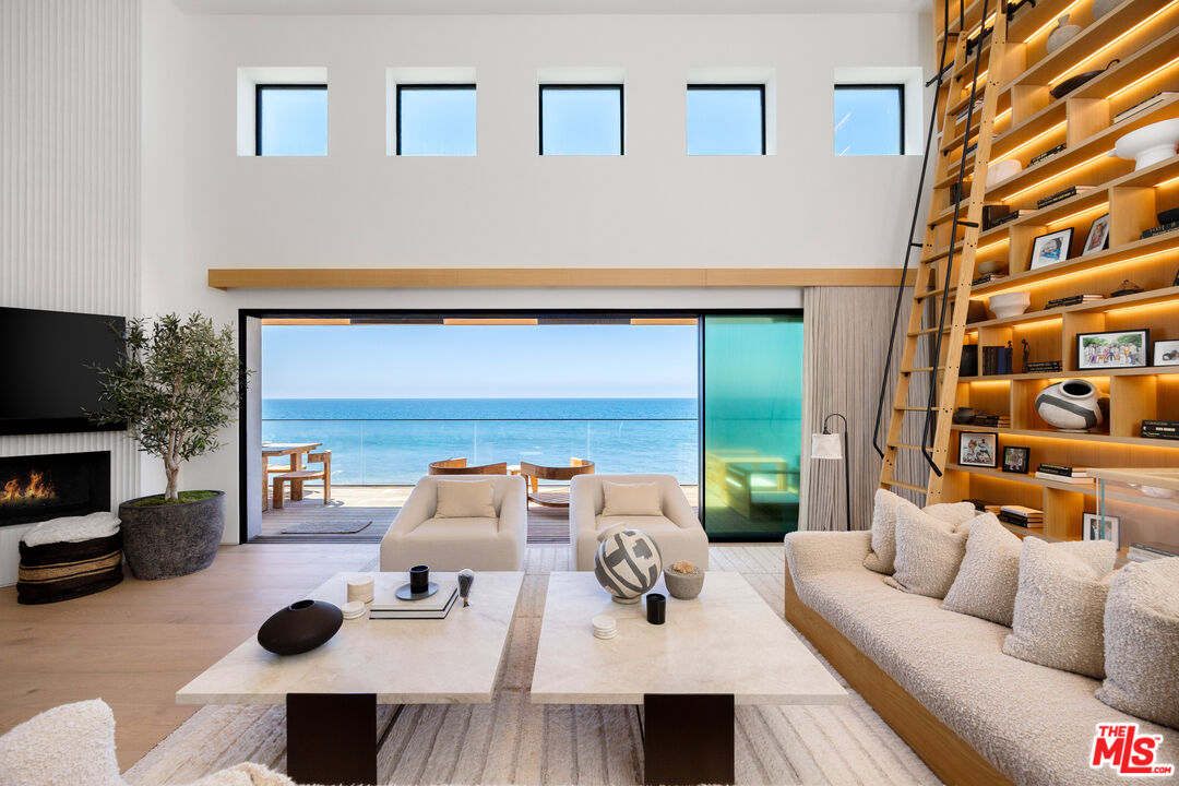 24818 Malibu Rd