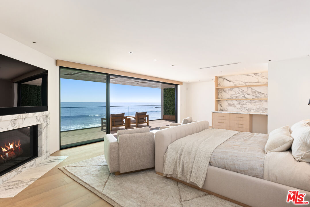 24818 Malibu Rd