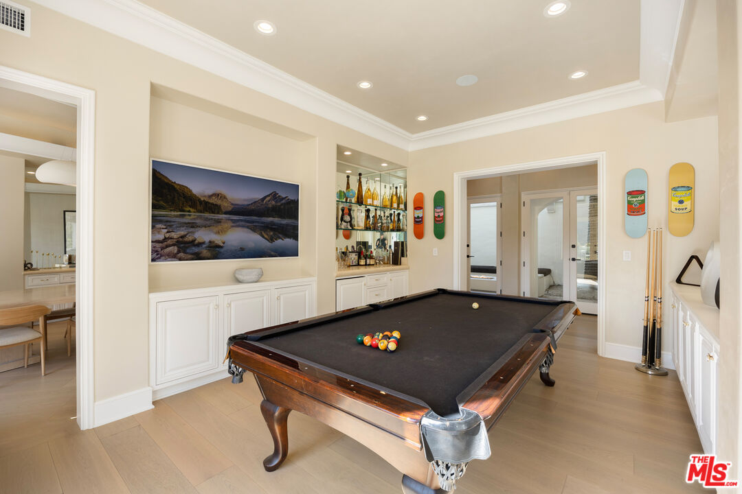 1424 N Doheny Dr