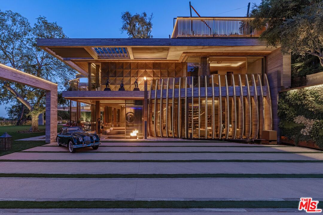 607 Siena Way
