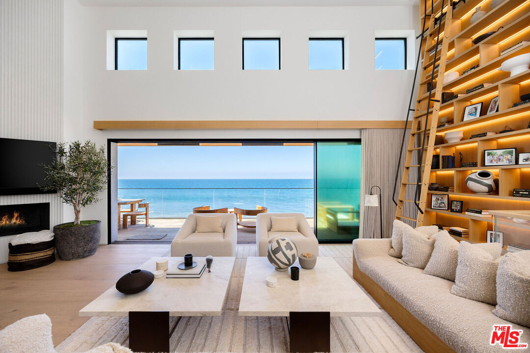 24818 Malibu Rd