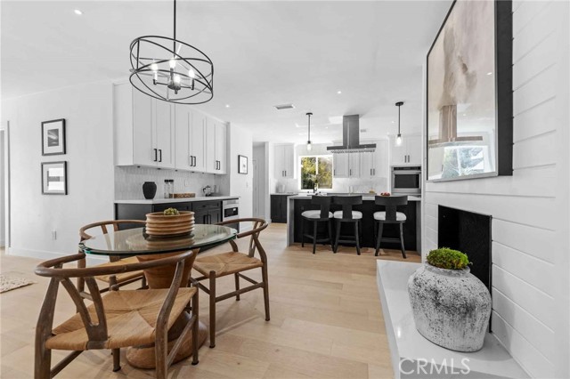 2401 Coldwater Canyon DR