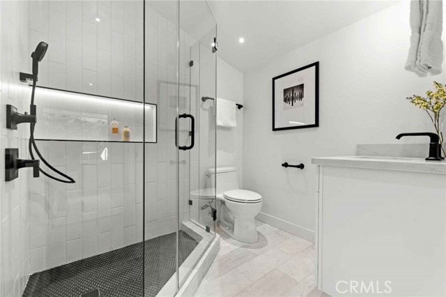 2401 Coldwater Canyon DR