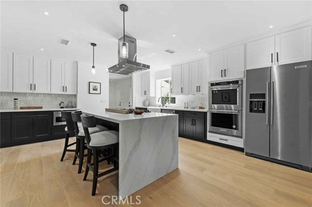 2401 Coldwater Canyon DR