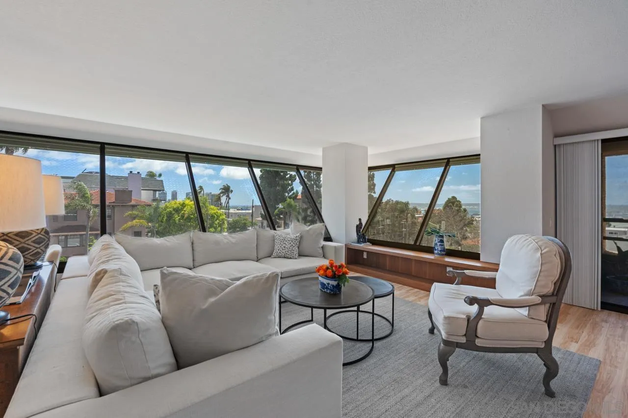 230 W Laurel St Unit 404