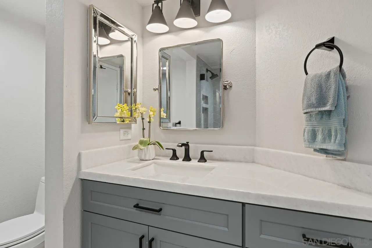 230 W Laurel St Unit 404