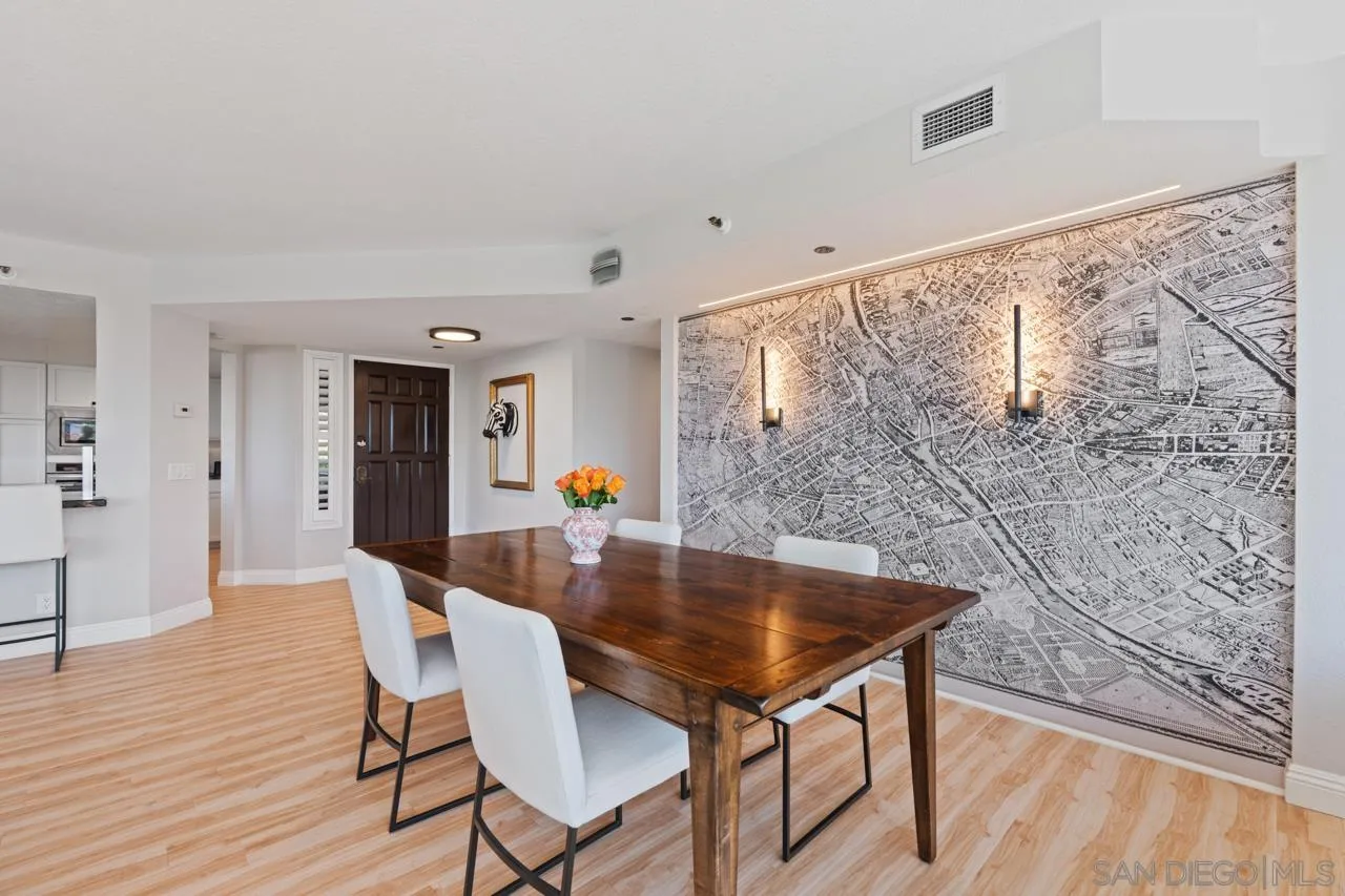 230 W Laurel St Unit 404