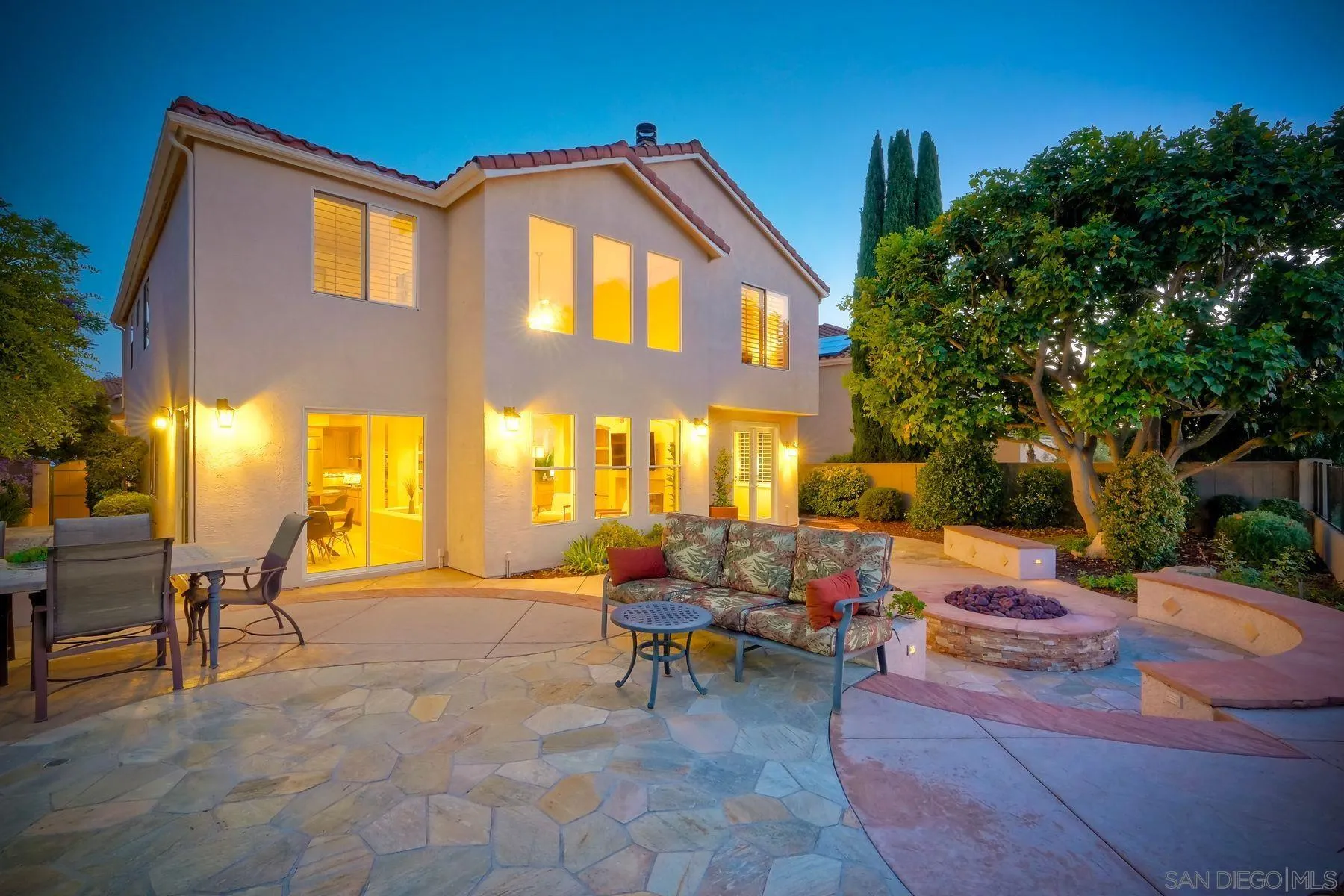 11671 Cypress Canyon Rd