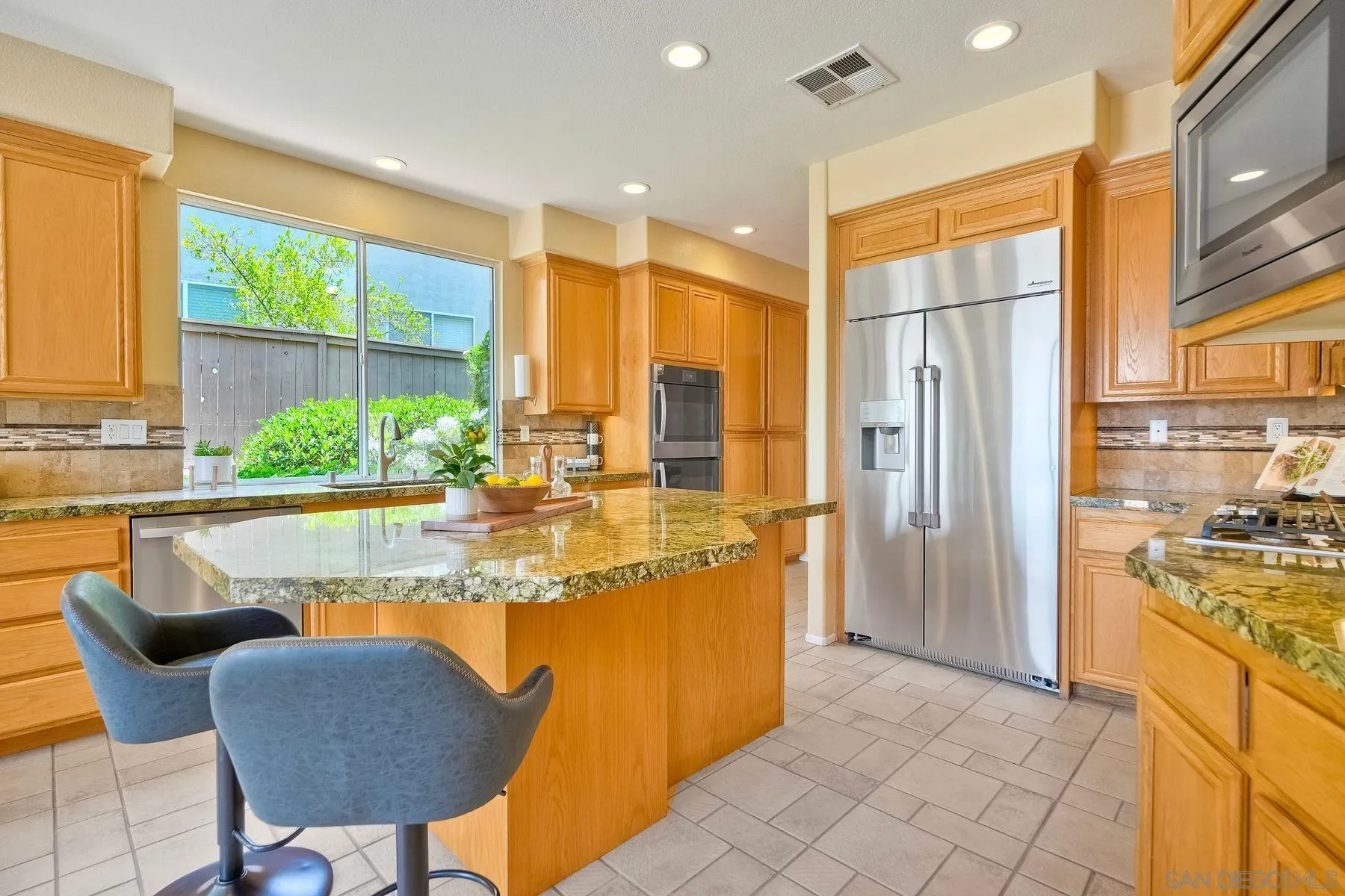 11671 Cypress Canyon Rd