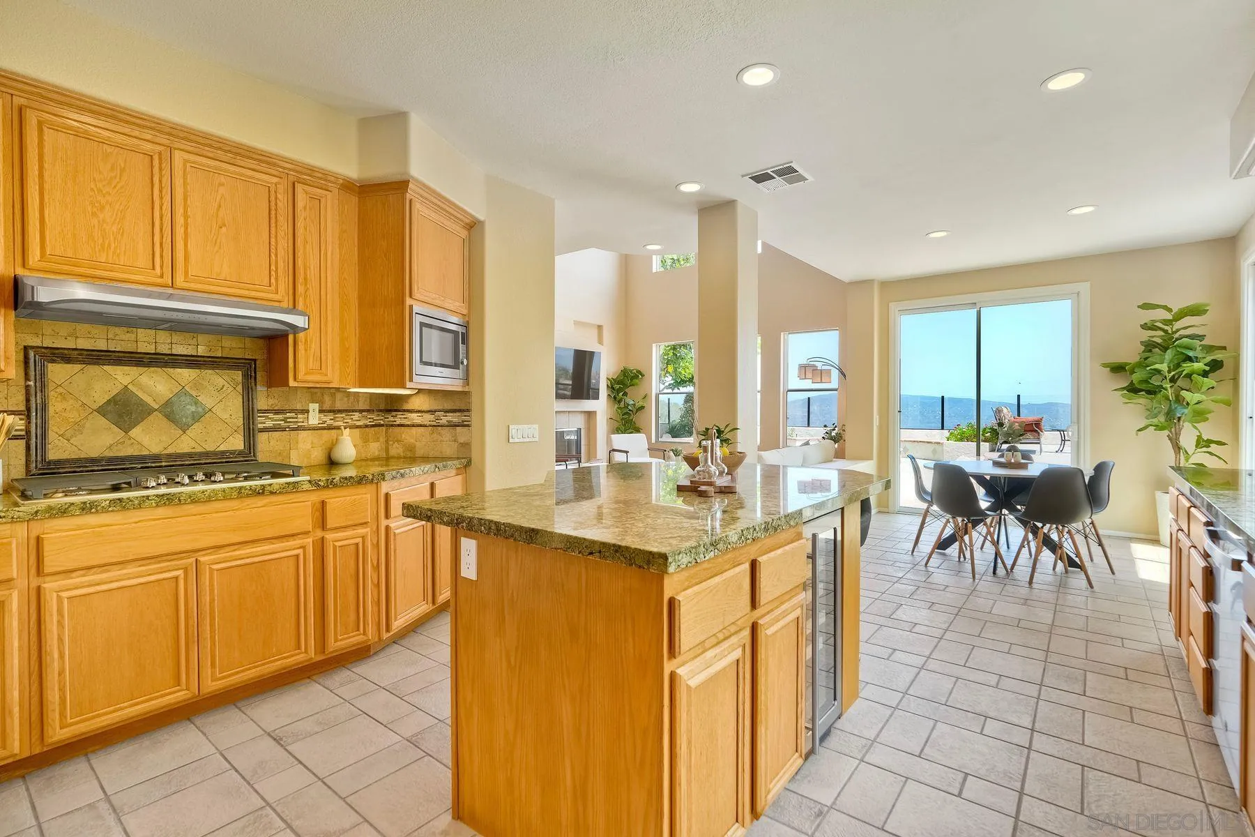 11671 Cypress Canyon Rd