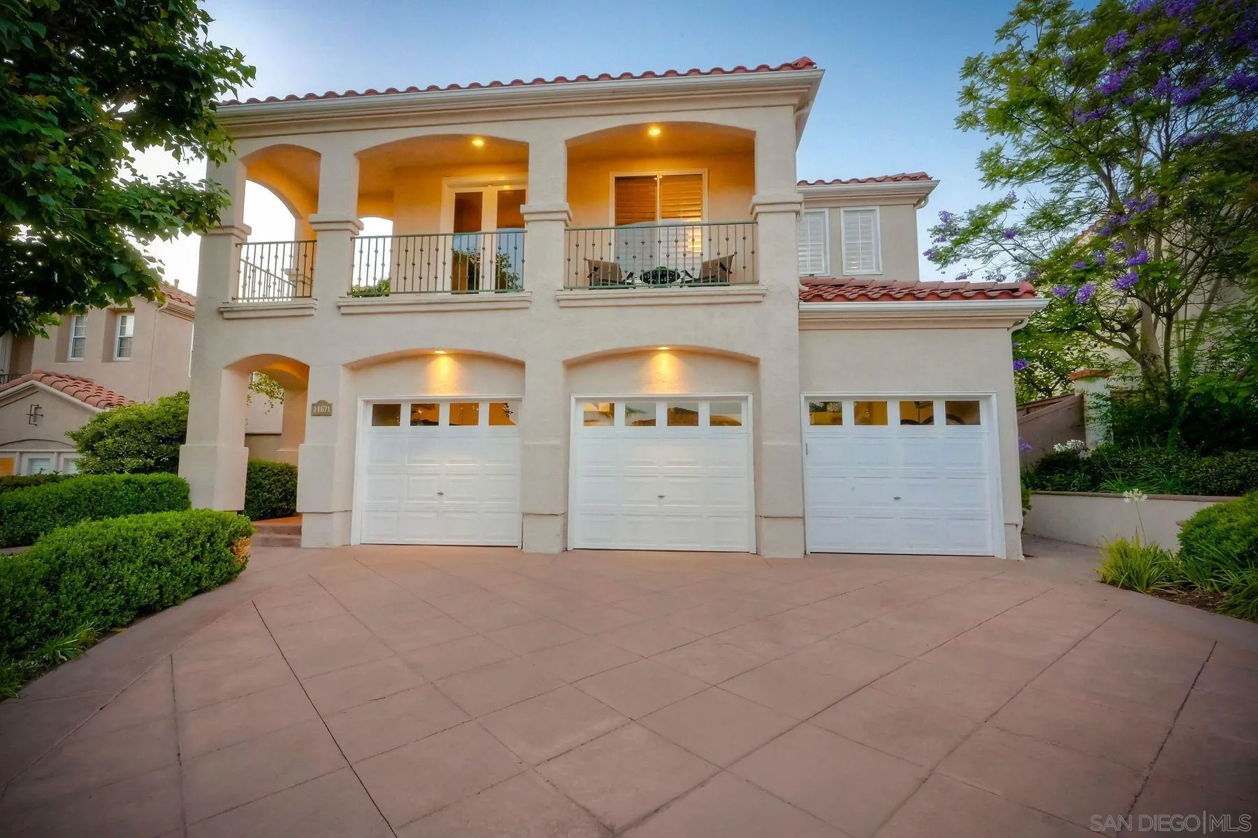 11671 Cypress Canyon Rd