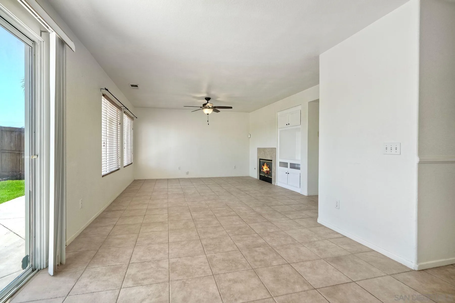 4811 Ventana Way