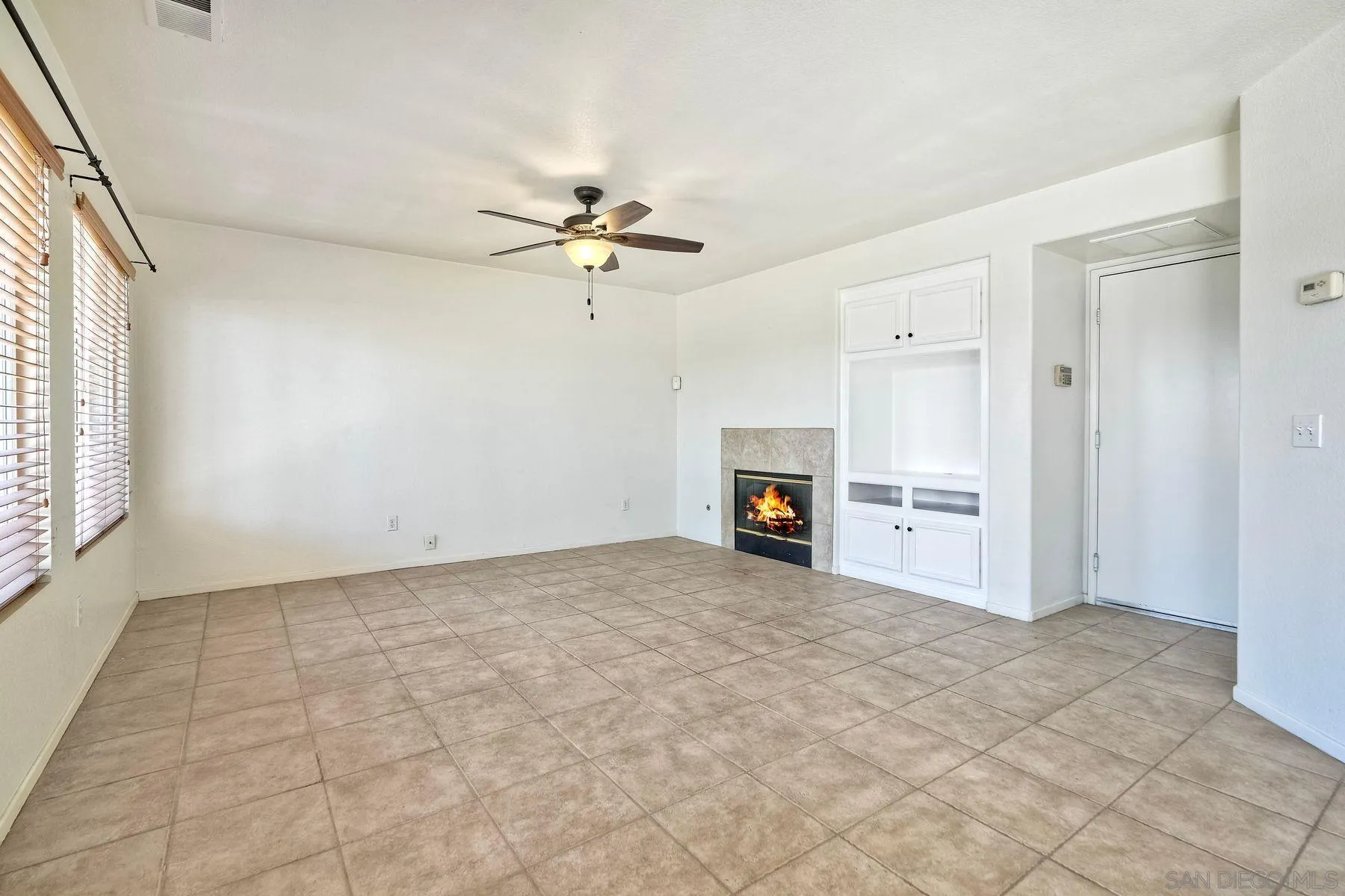 4811 Ventana Way