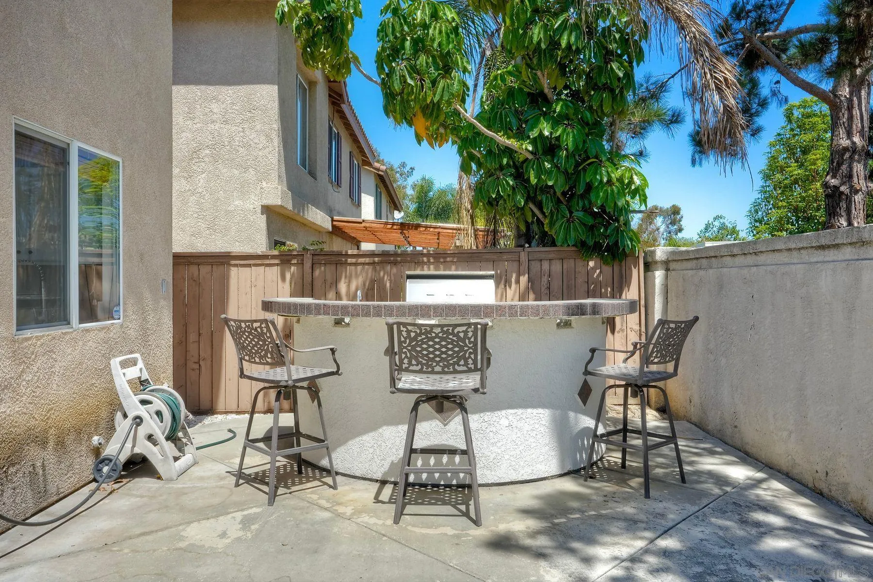 4811 Ventana Way