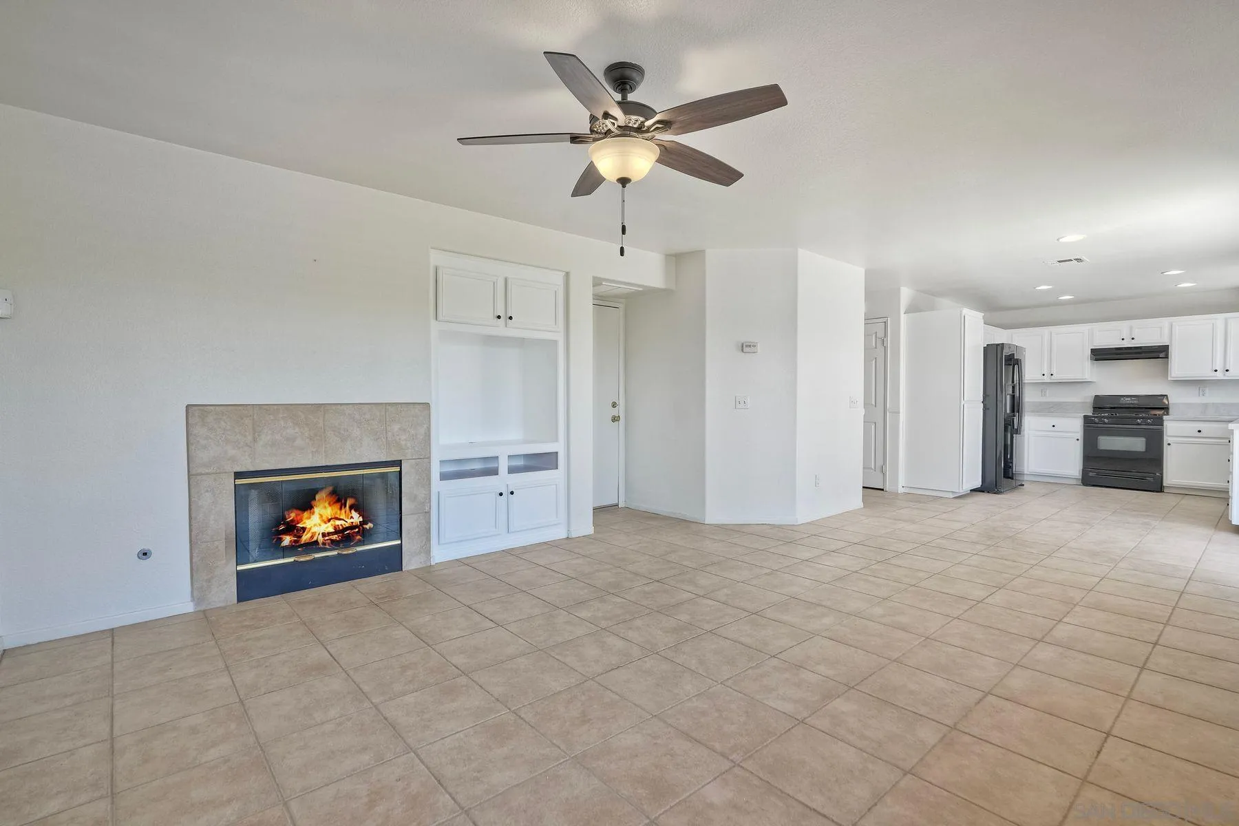 4811 Ventana Way