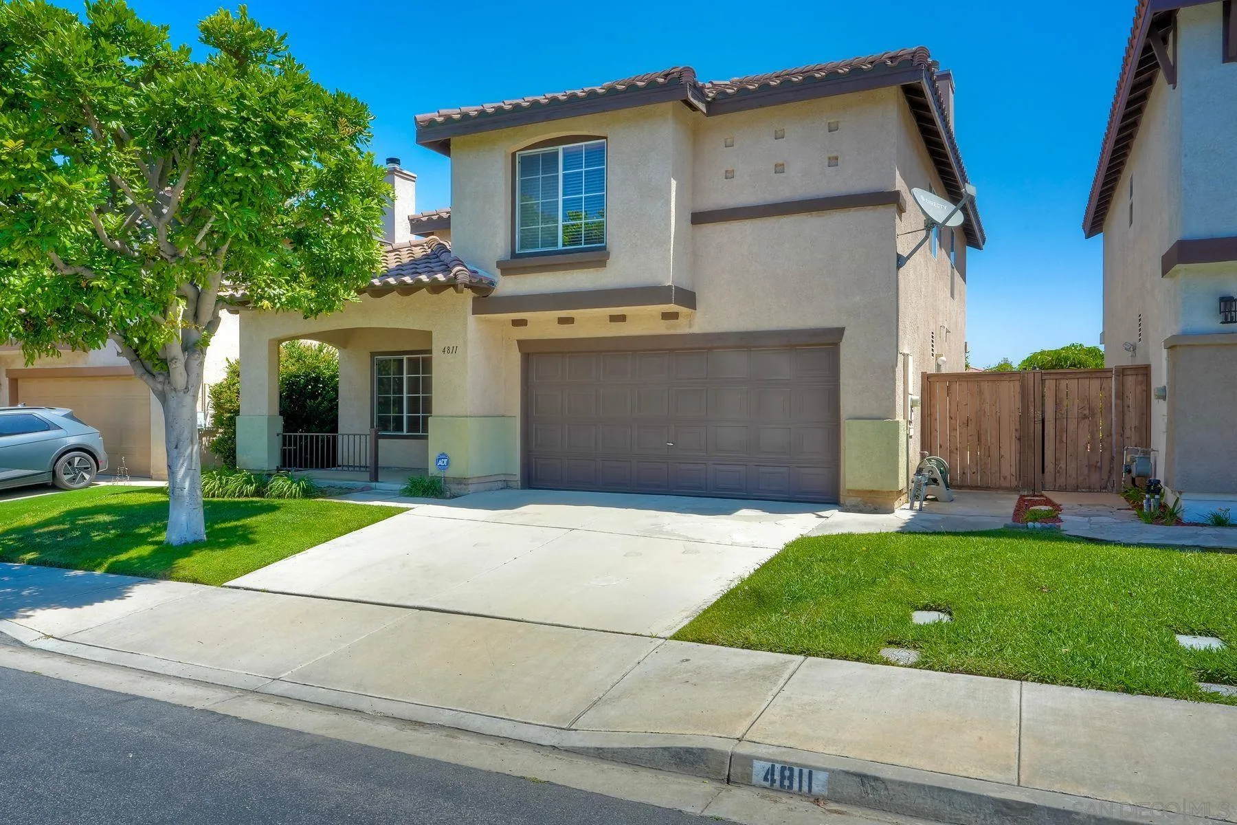 4811 Ventana Way
