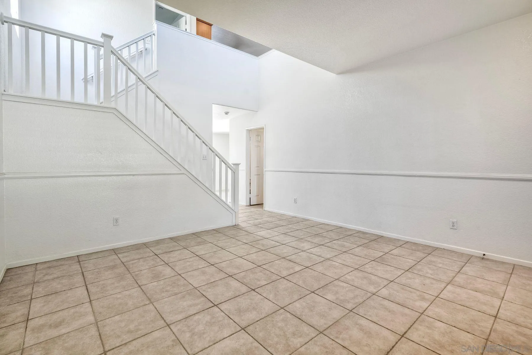 4811 Ventana Way