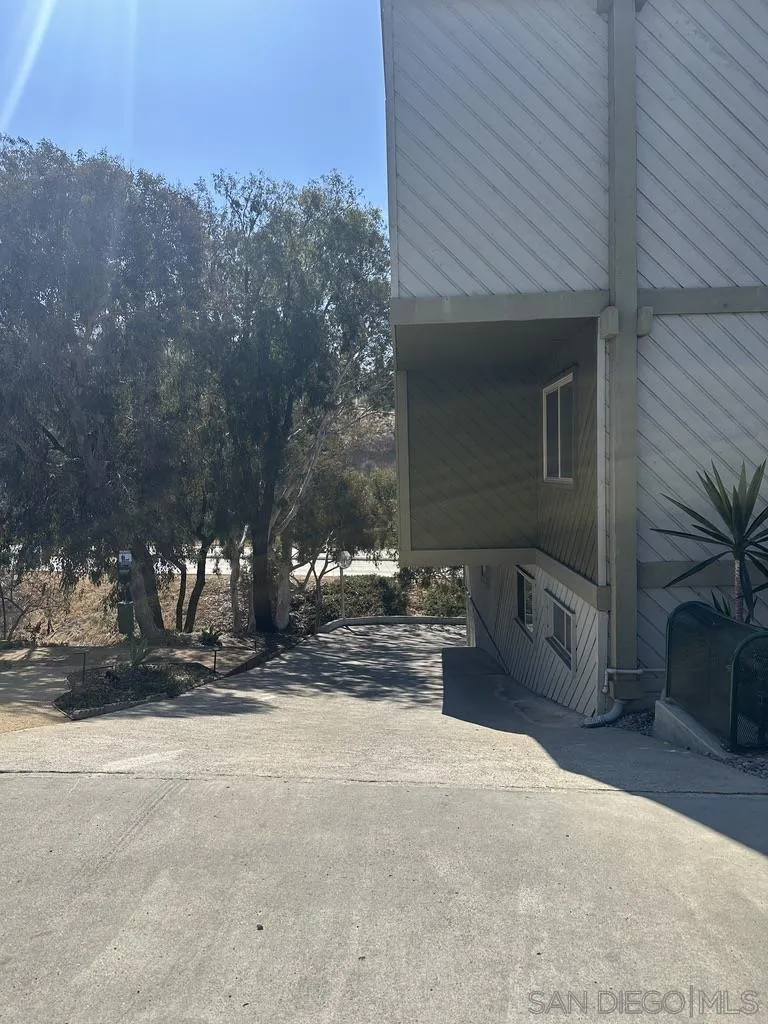 3625 Keating Street # 4 Unit 4