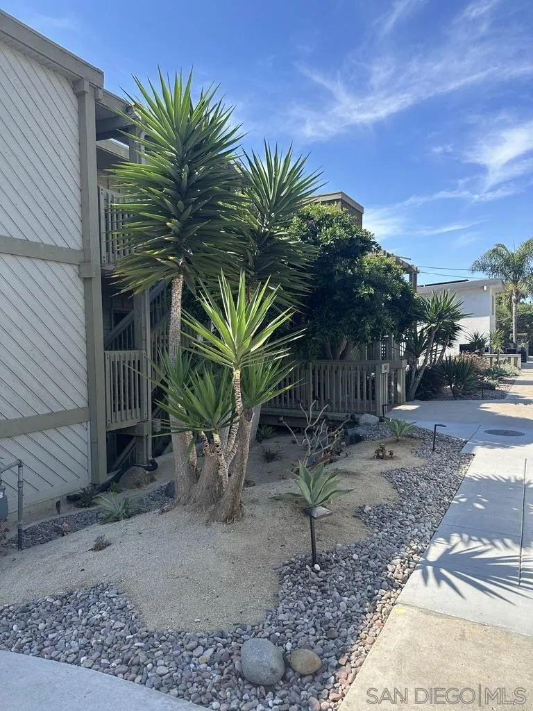 3625 Keating Street # 4 Unit 4