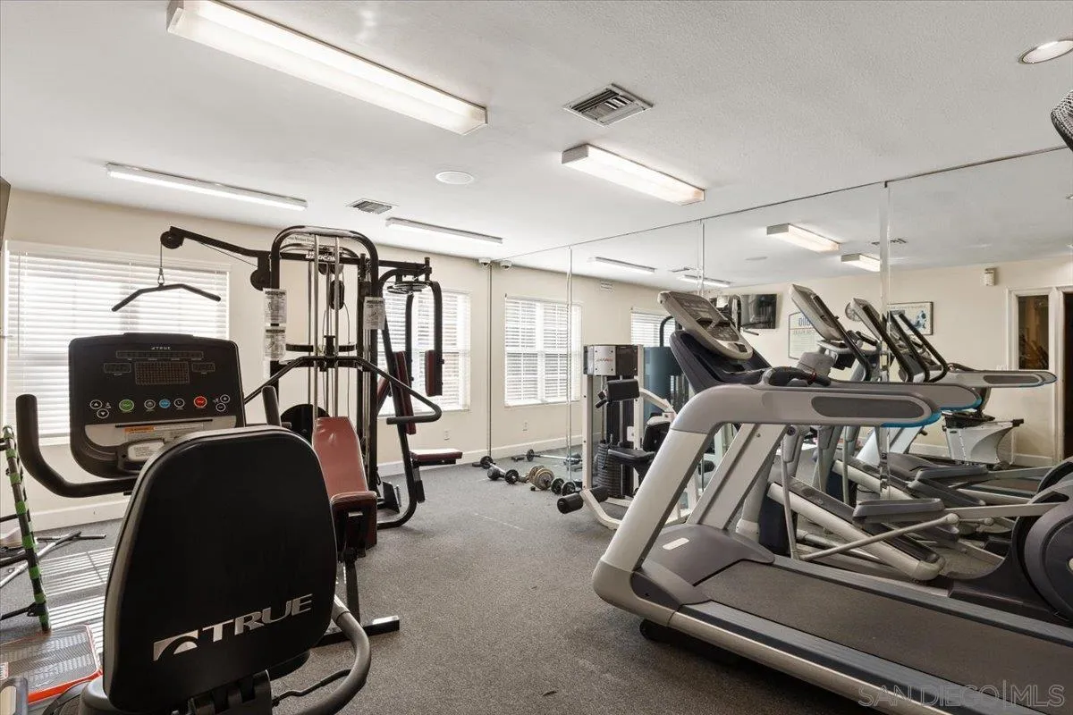 12055 Alta Carmel Ct Unit 185