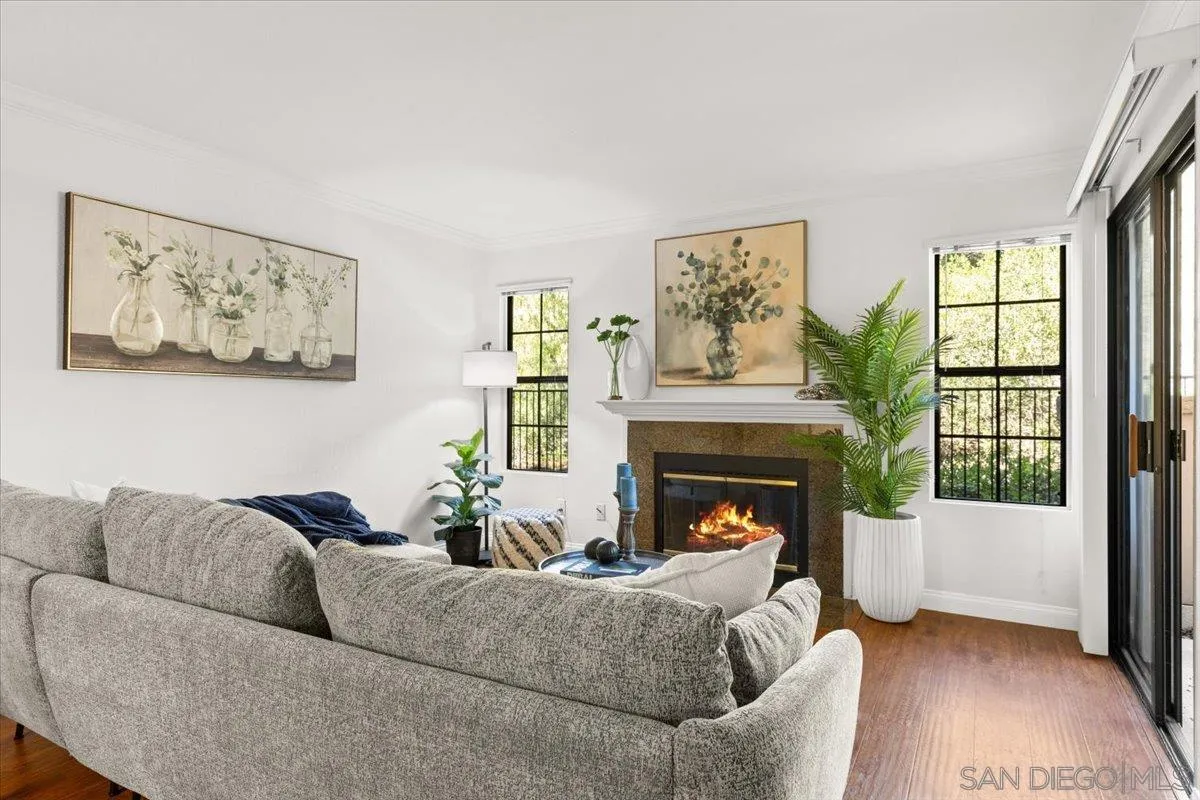 12055 Alta Carmel Ct Unit 185