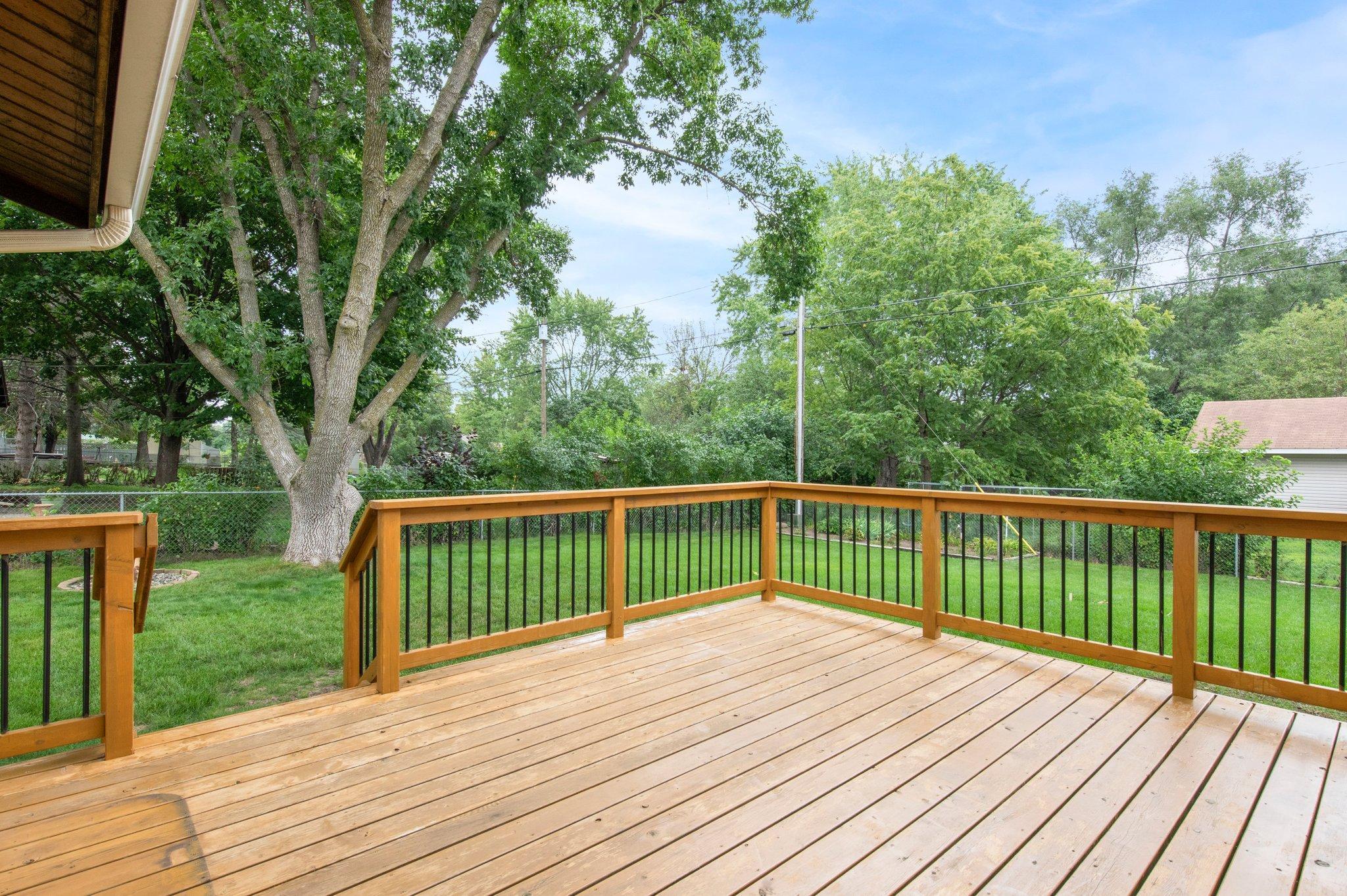 6475 164th Street W