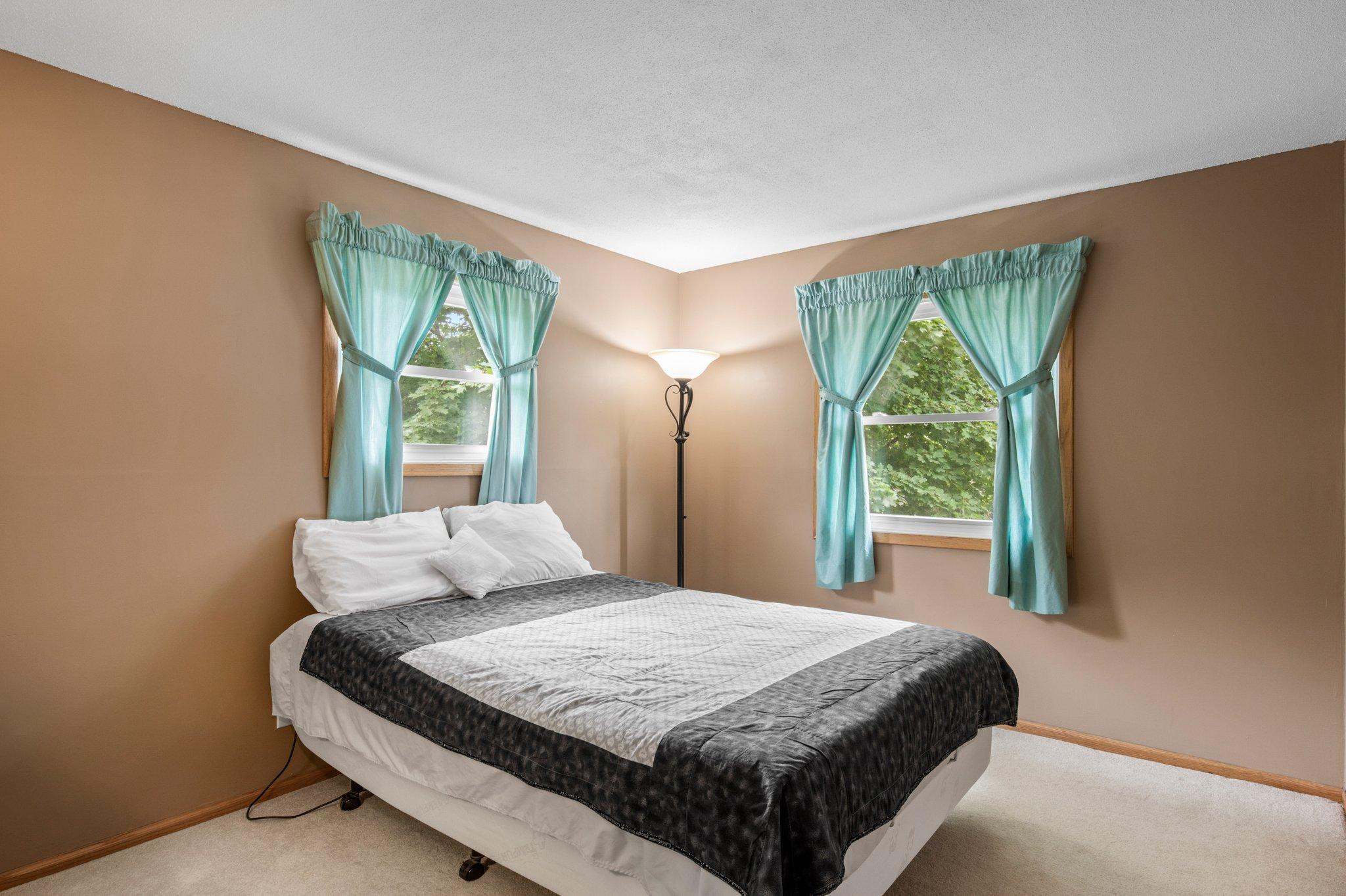 6475 164th Street W