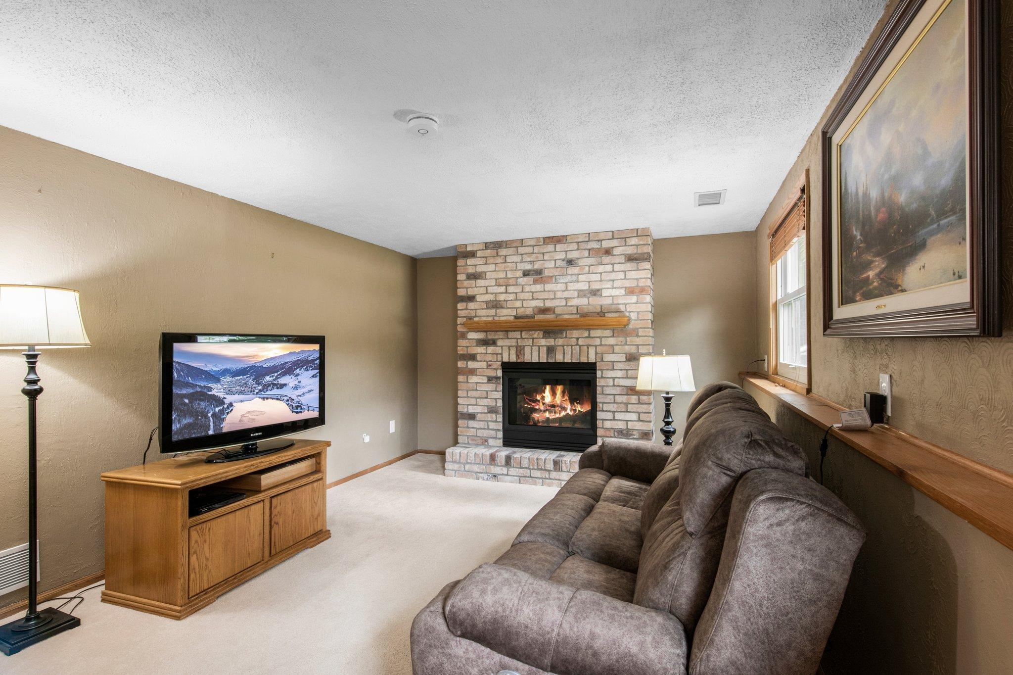 6475 164th Street W