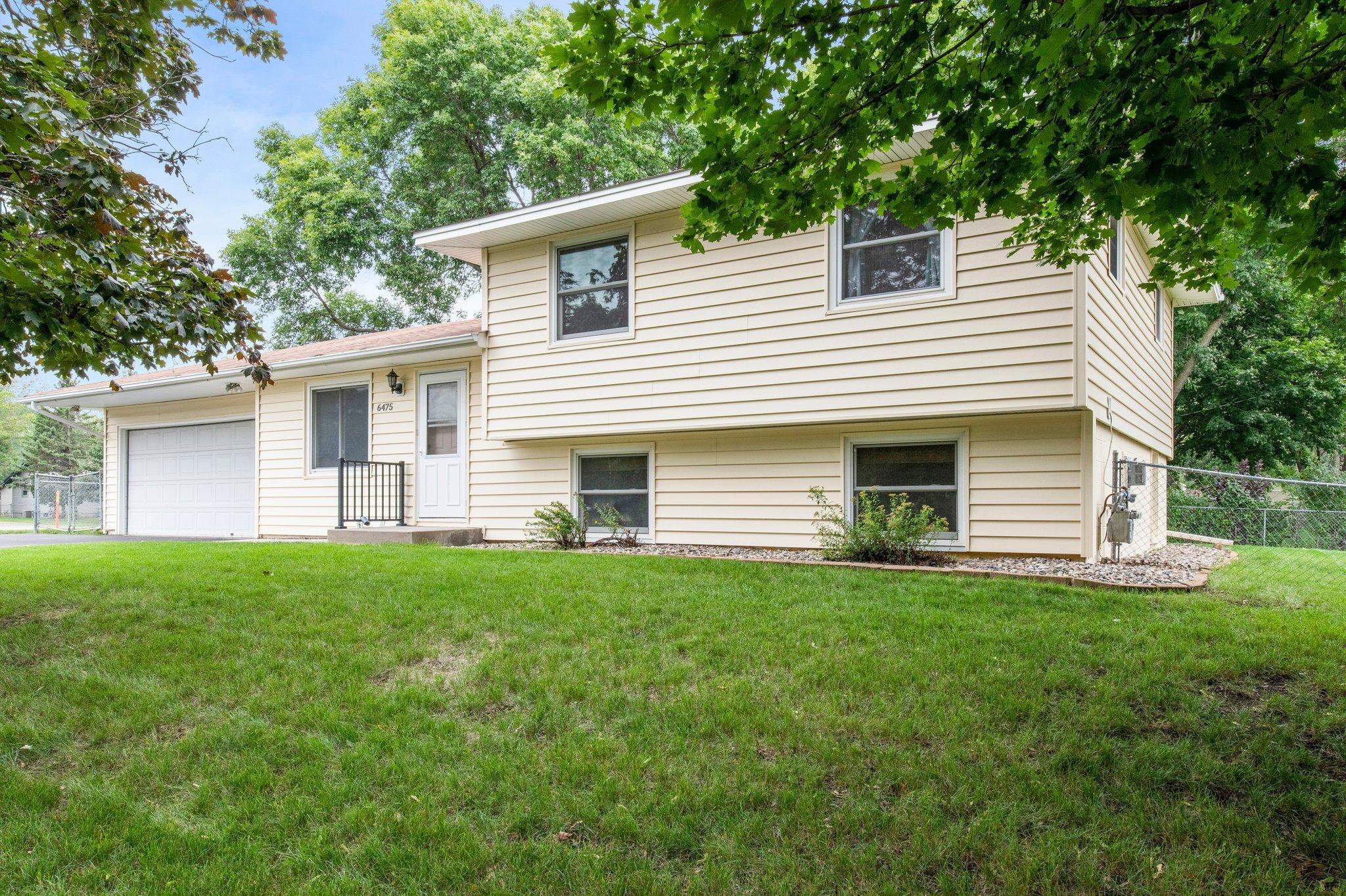 6475 164th Street W
