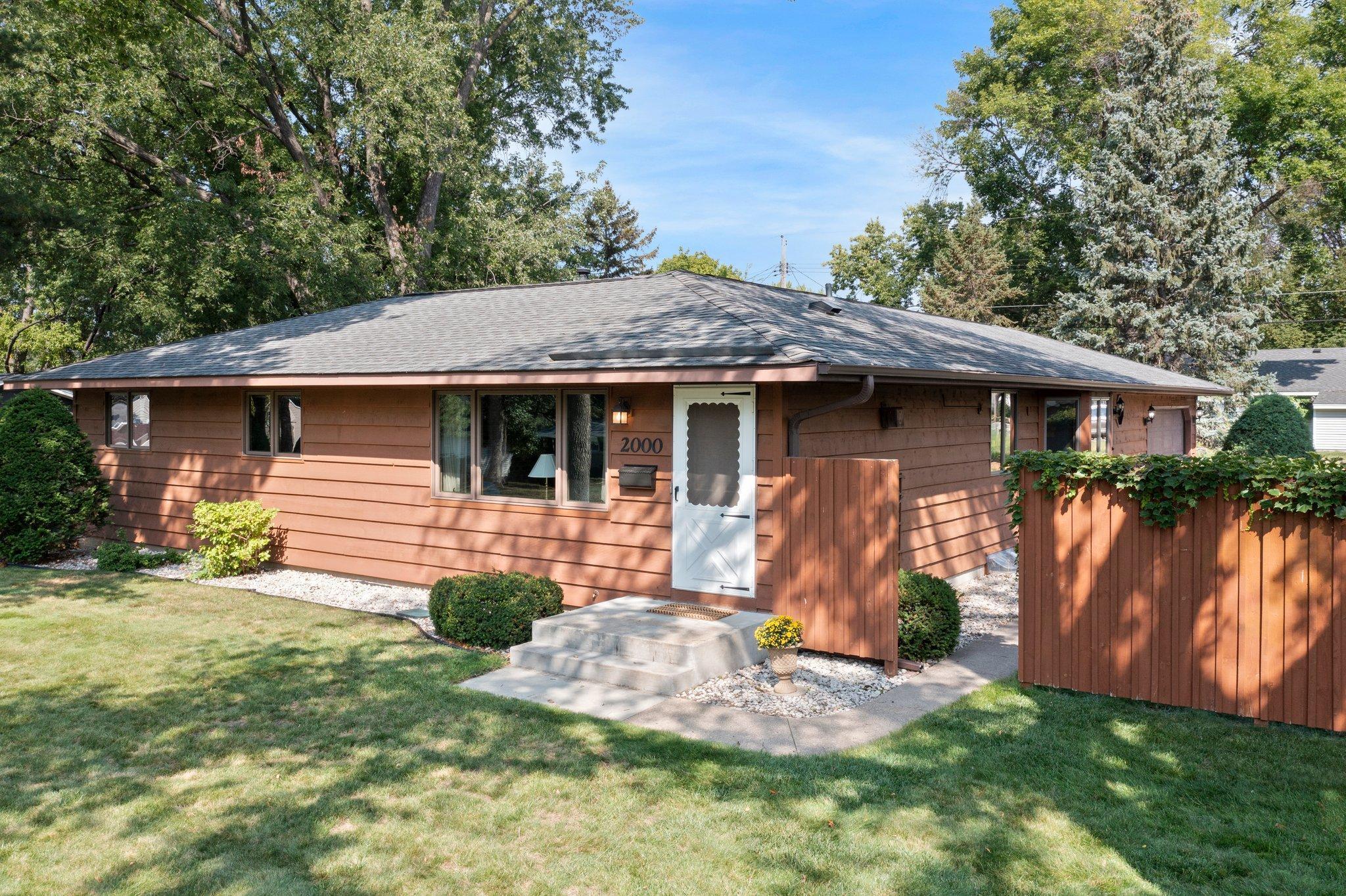 2000 W 83rd Street