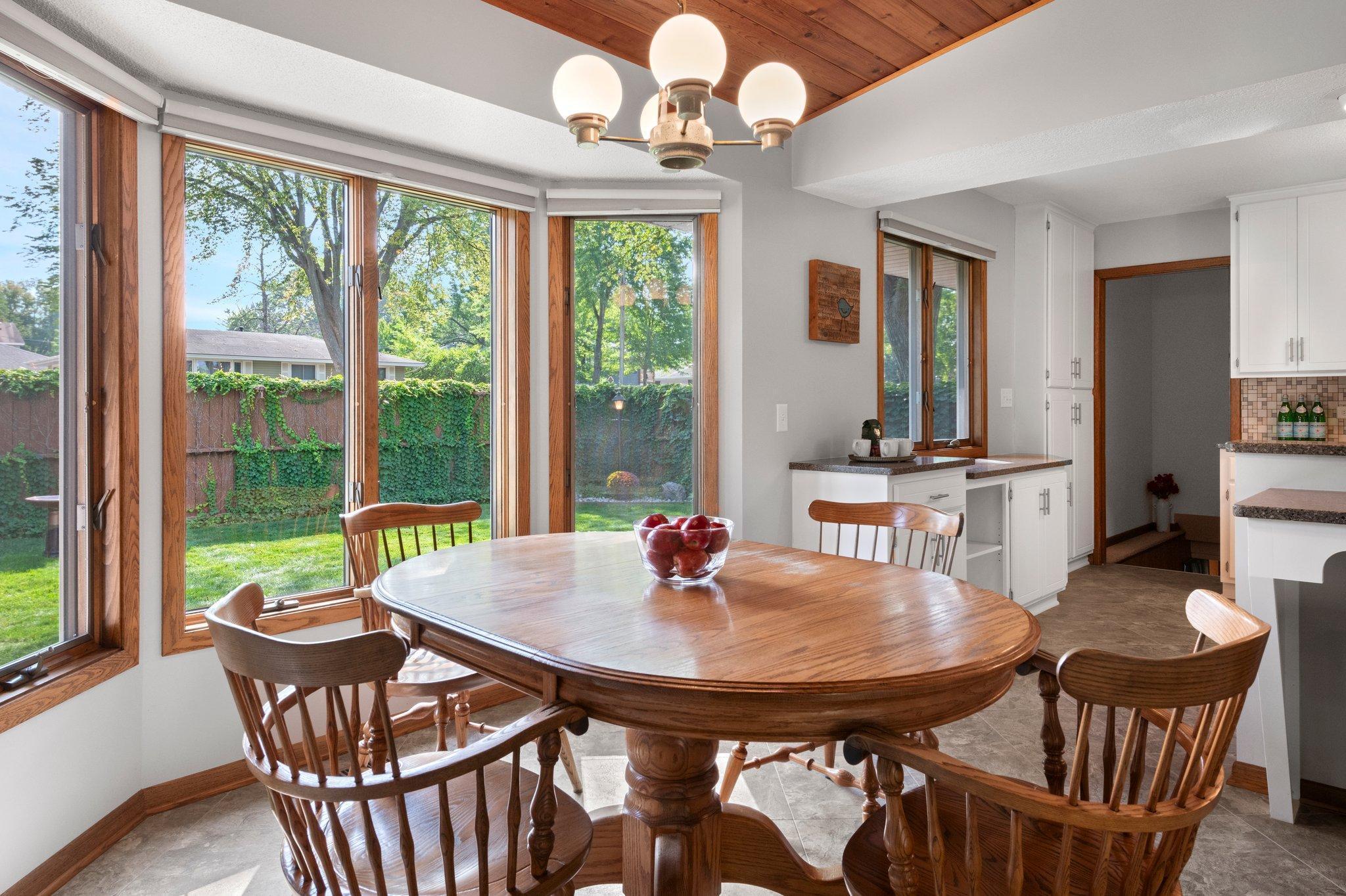 2000 W 83rd Street