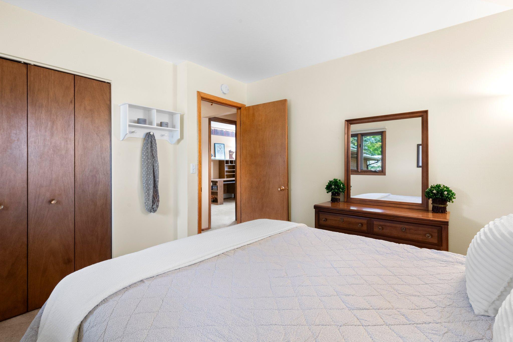 2000 W 83rd Street