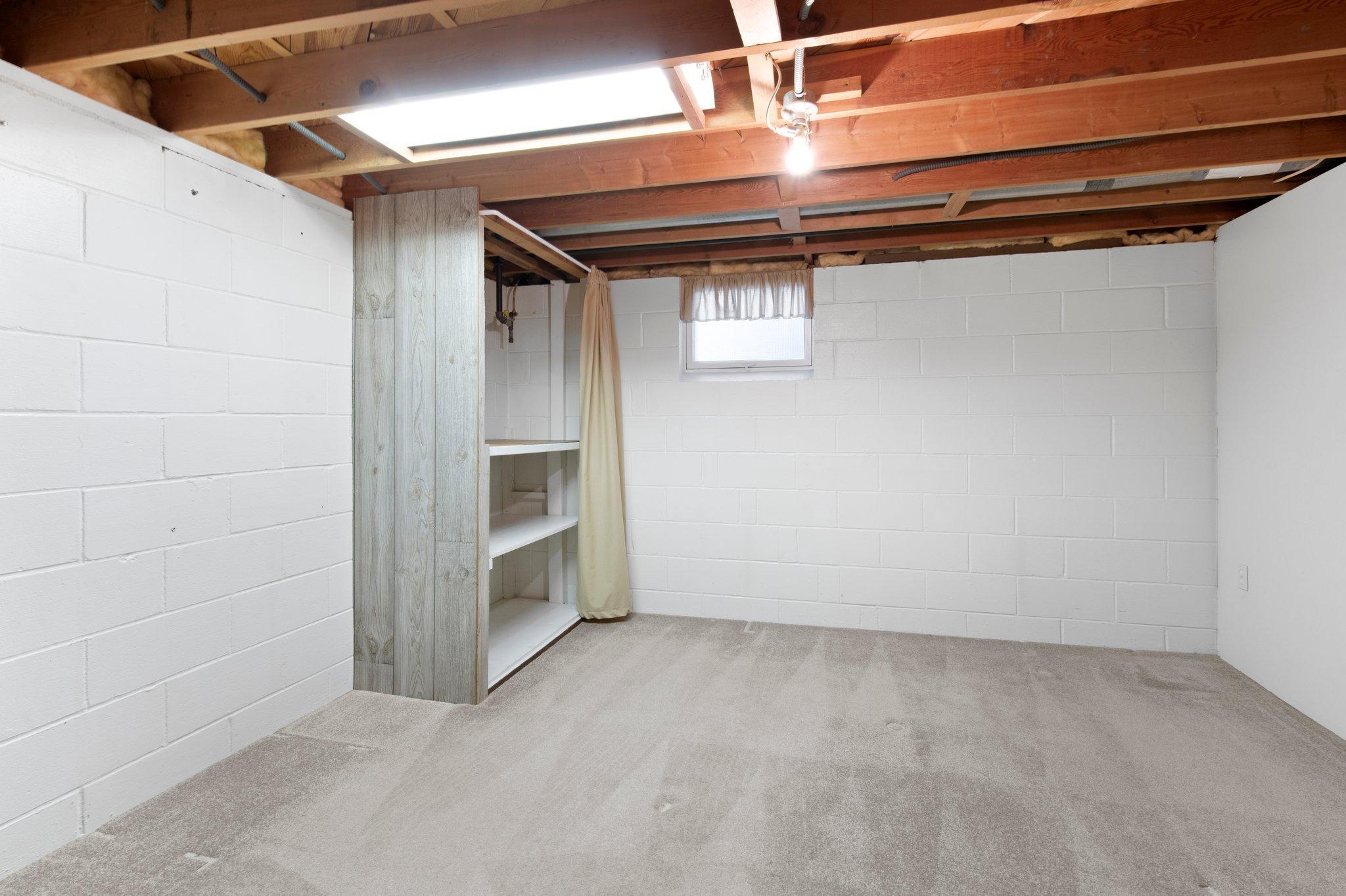 2000 W 83rd Street