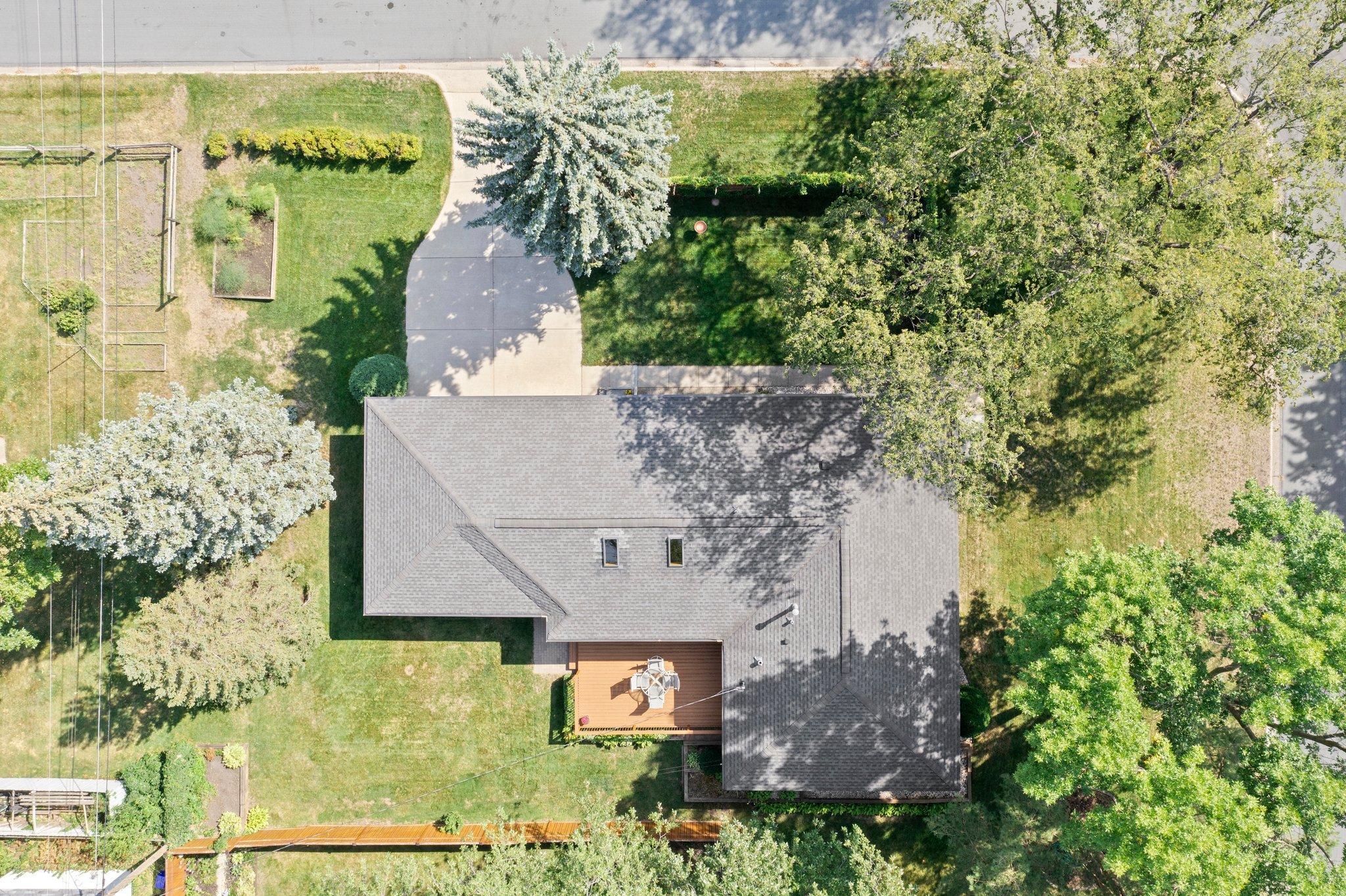 2000 W 83rd Street