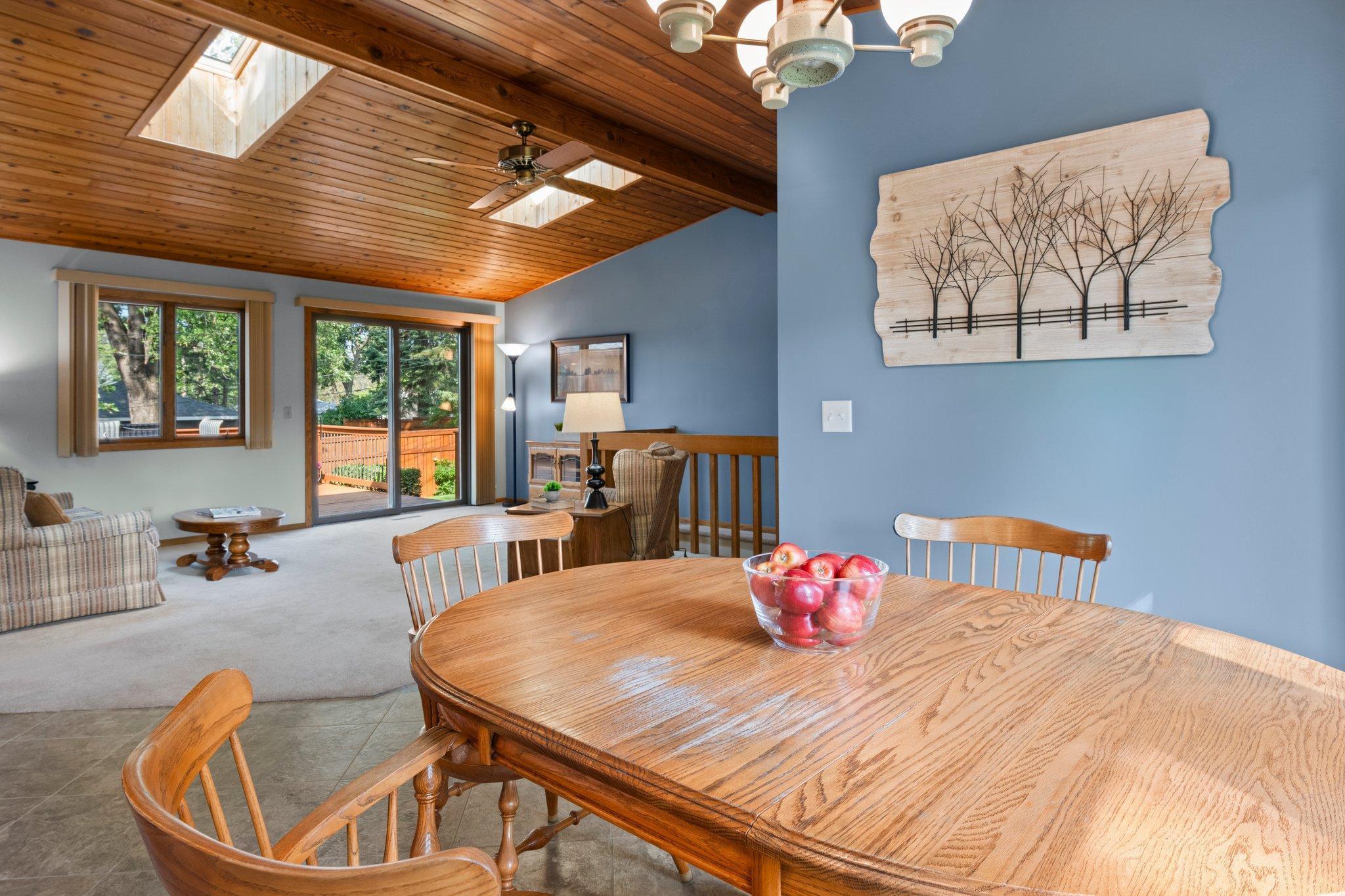 2000 W 83rd Street