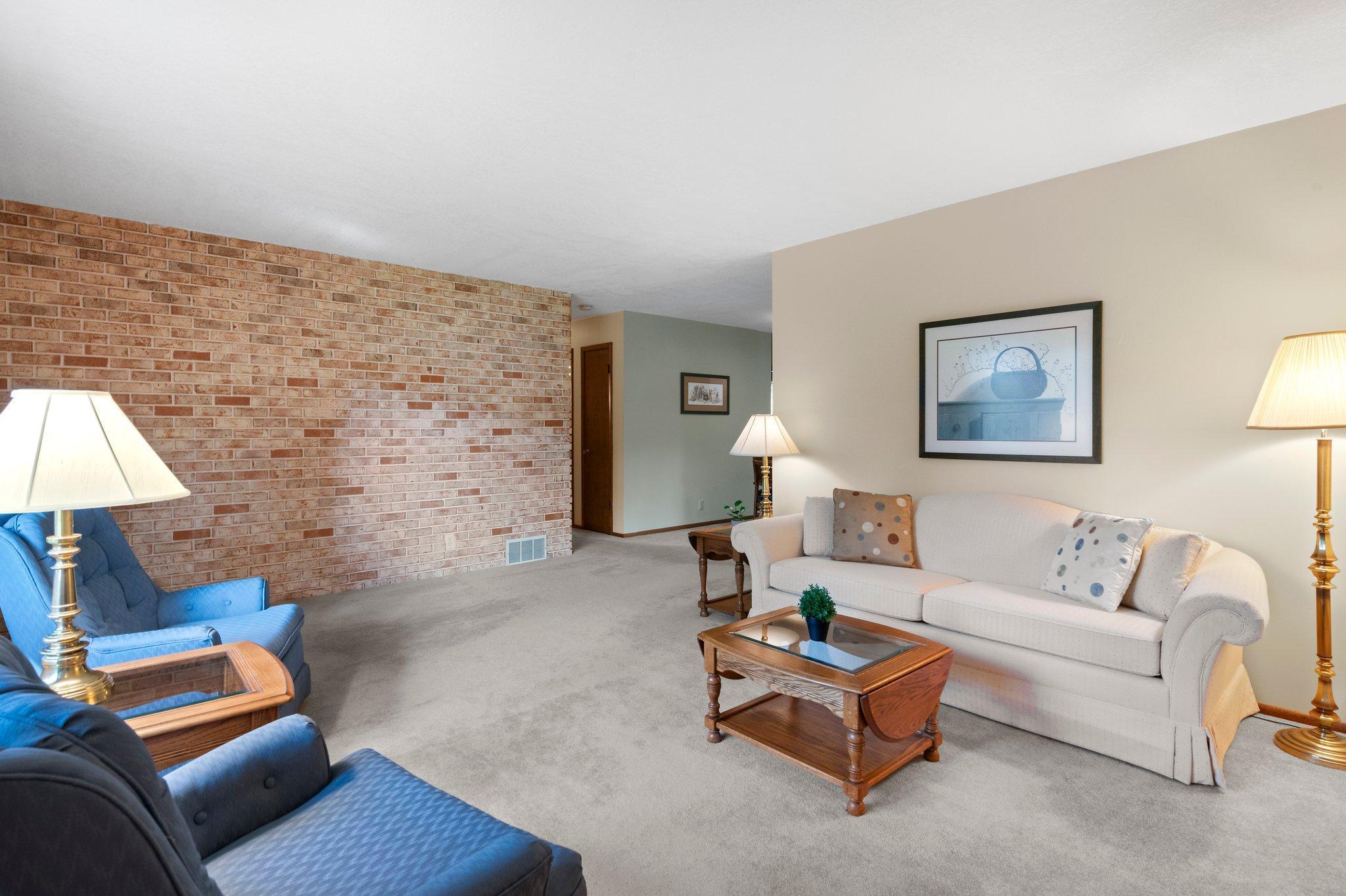 2000 W 83rd Street