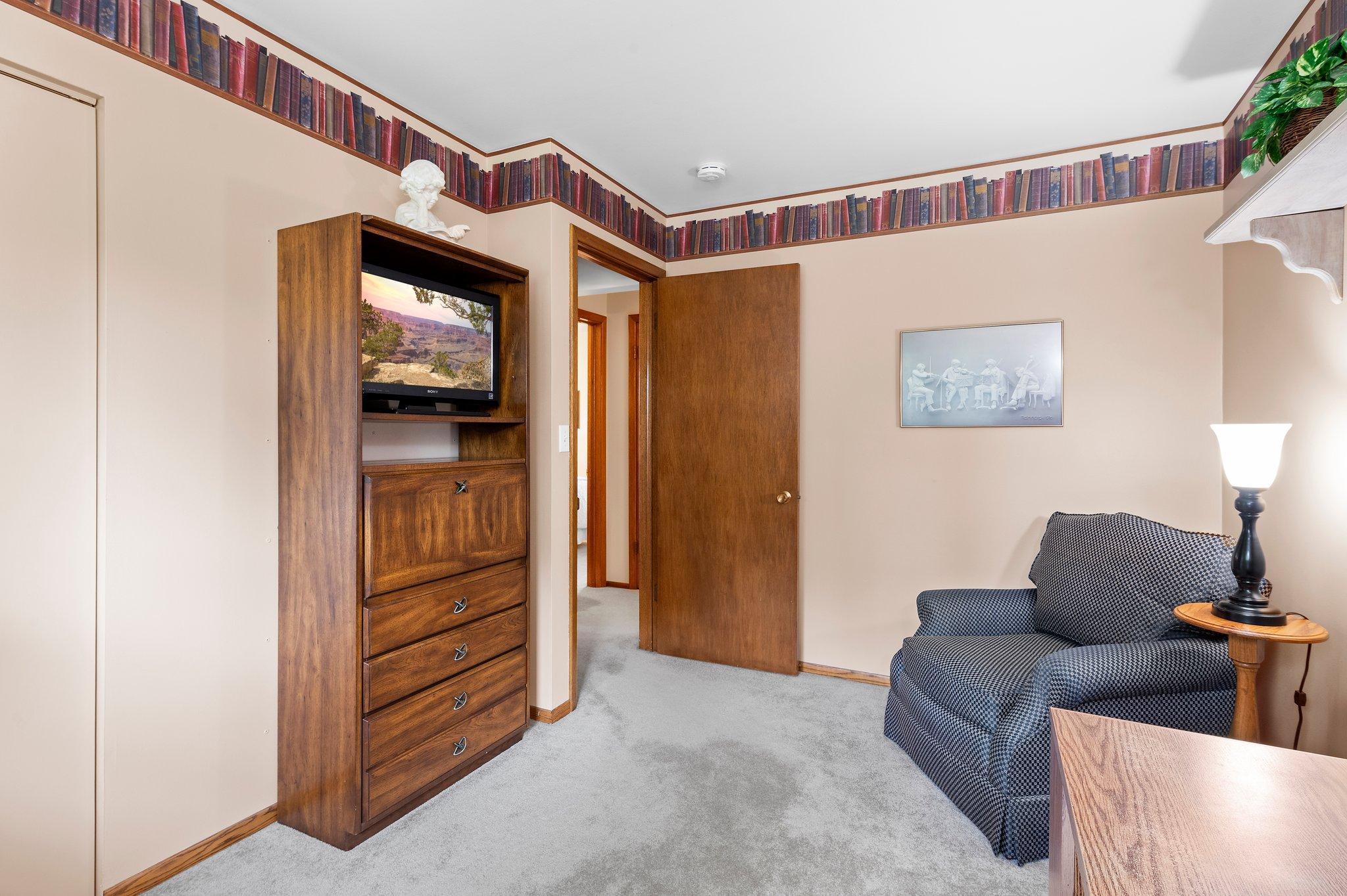 2000 W 83rd Street