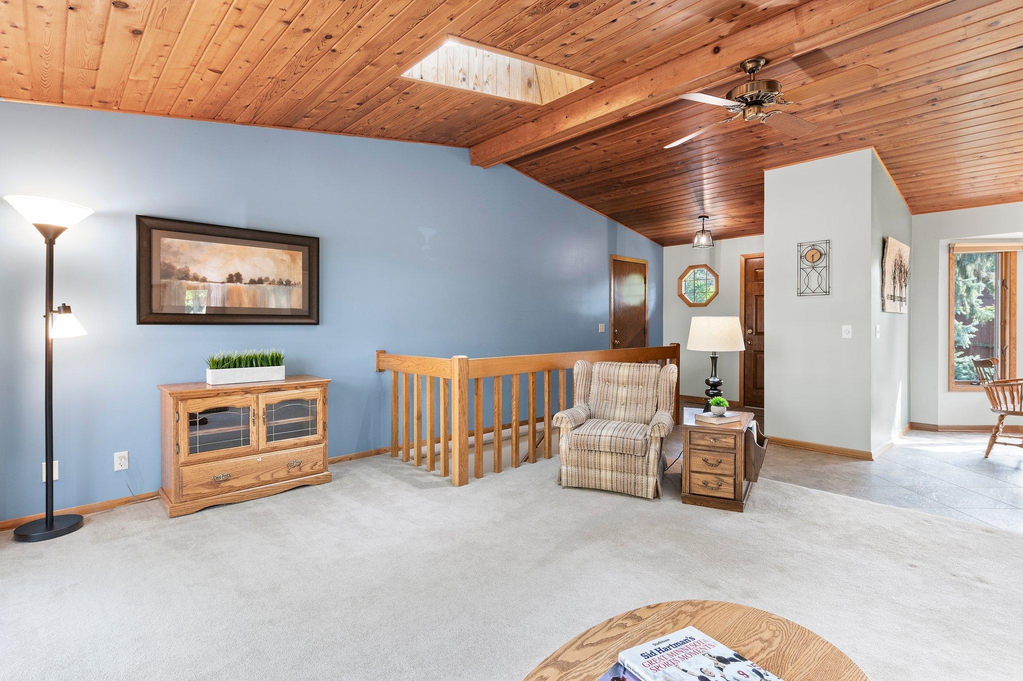 2000 W 83rd Street