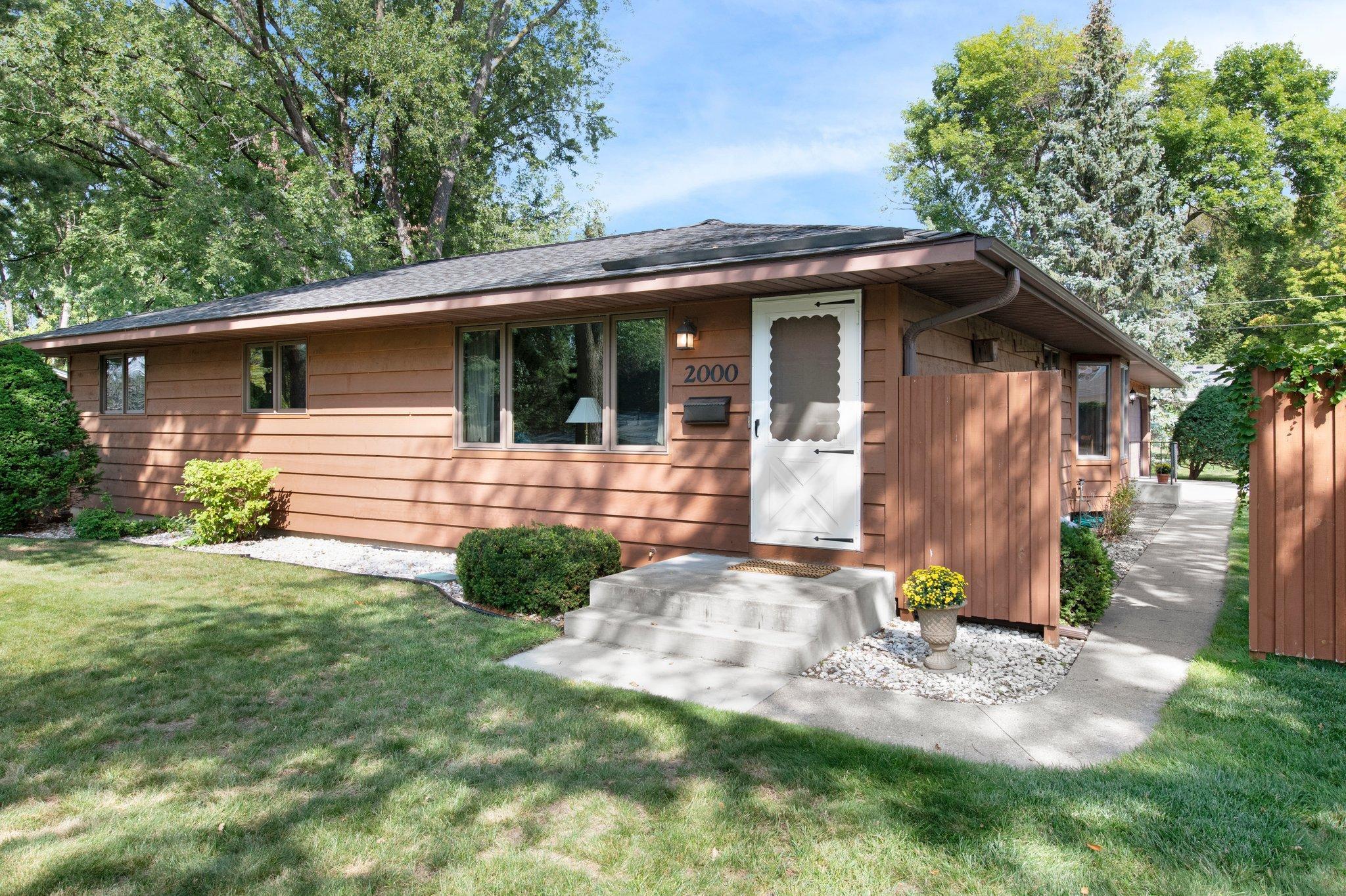 2000 W 83rd Street