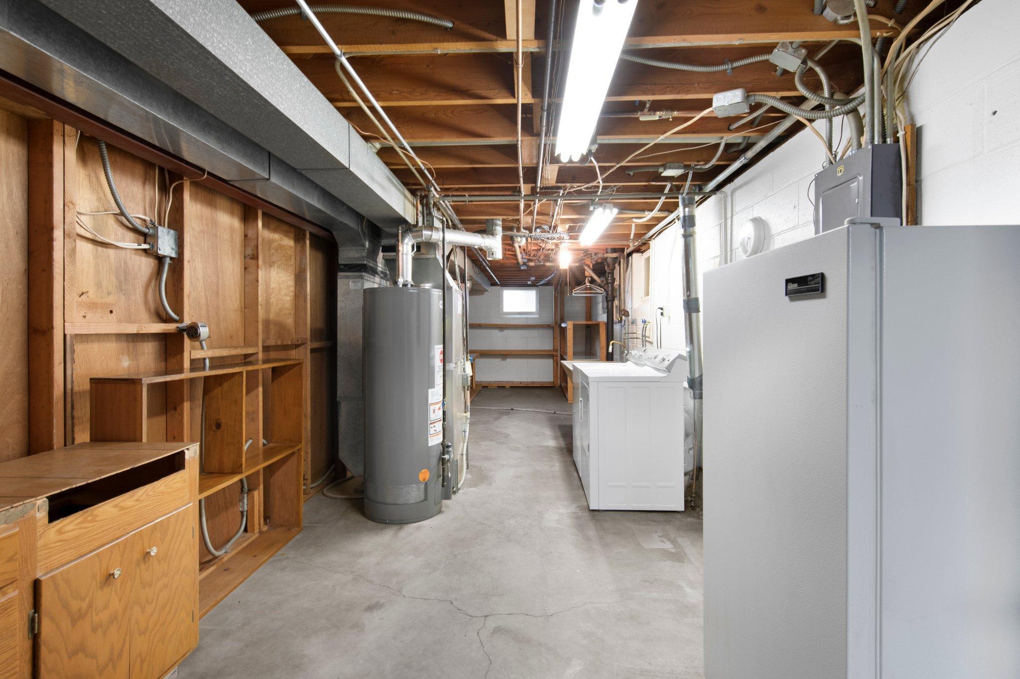 2000 W 83rd Street
