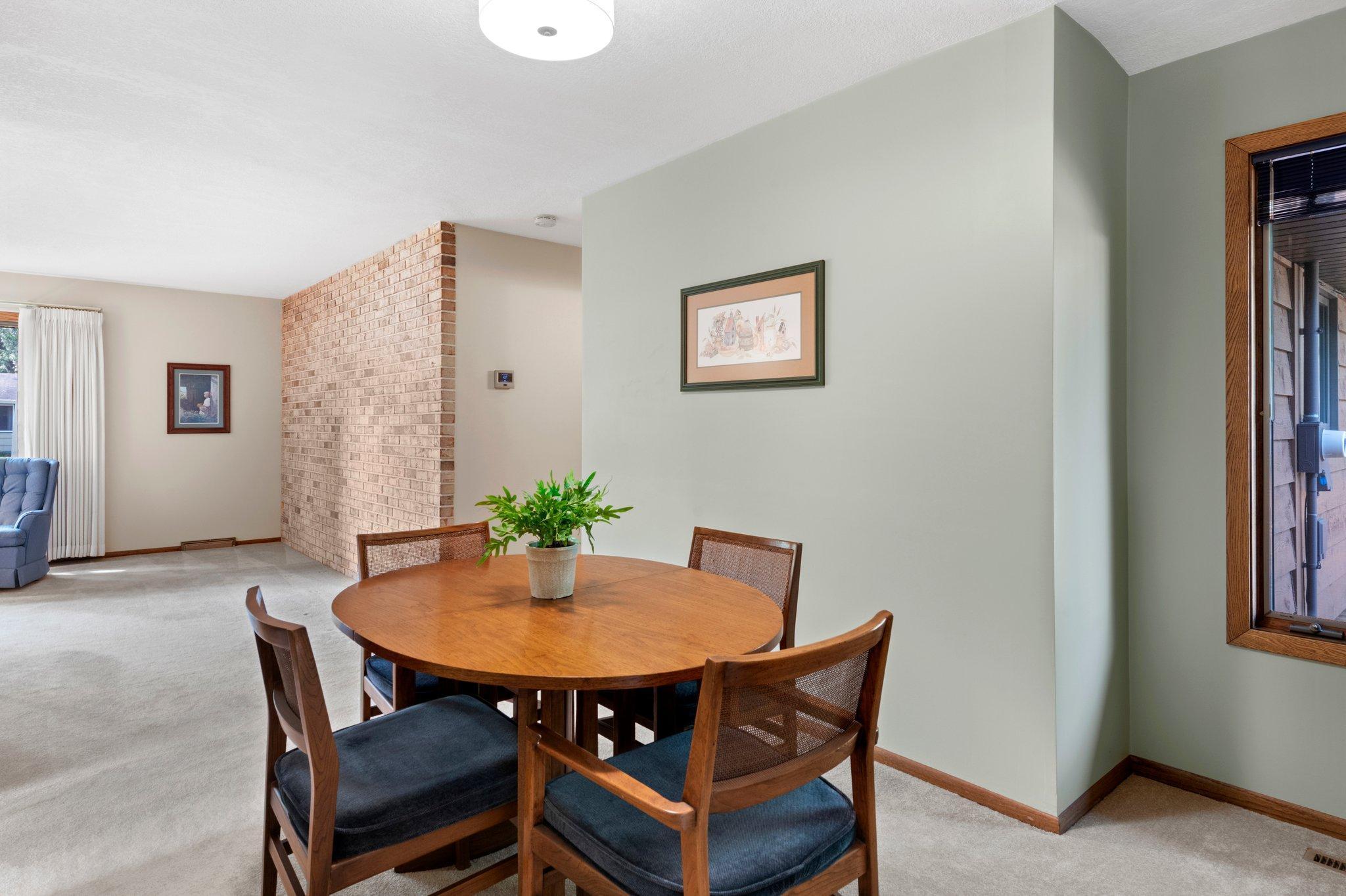2000 W 83rd Street