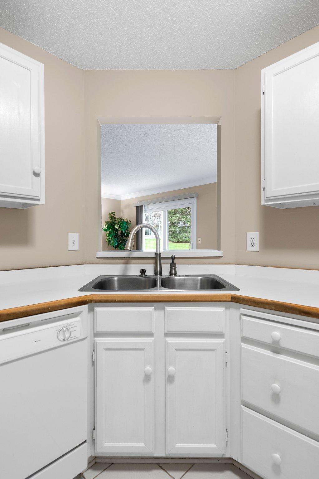 3566 Blue Jay Way Unit: 105