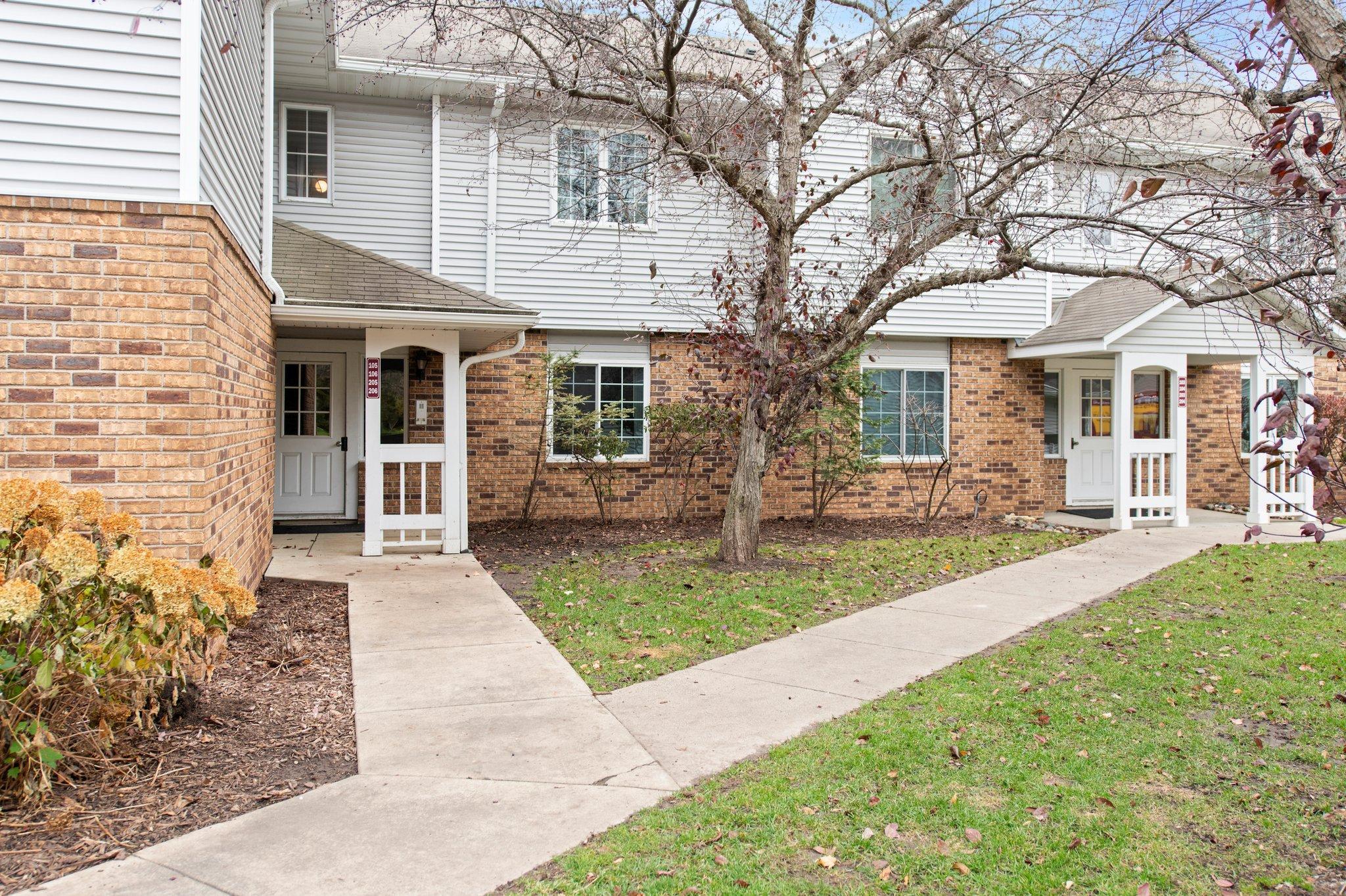 3566 Blue Jay Way Unit: 105