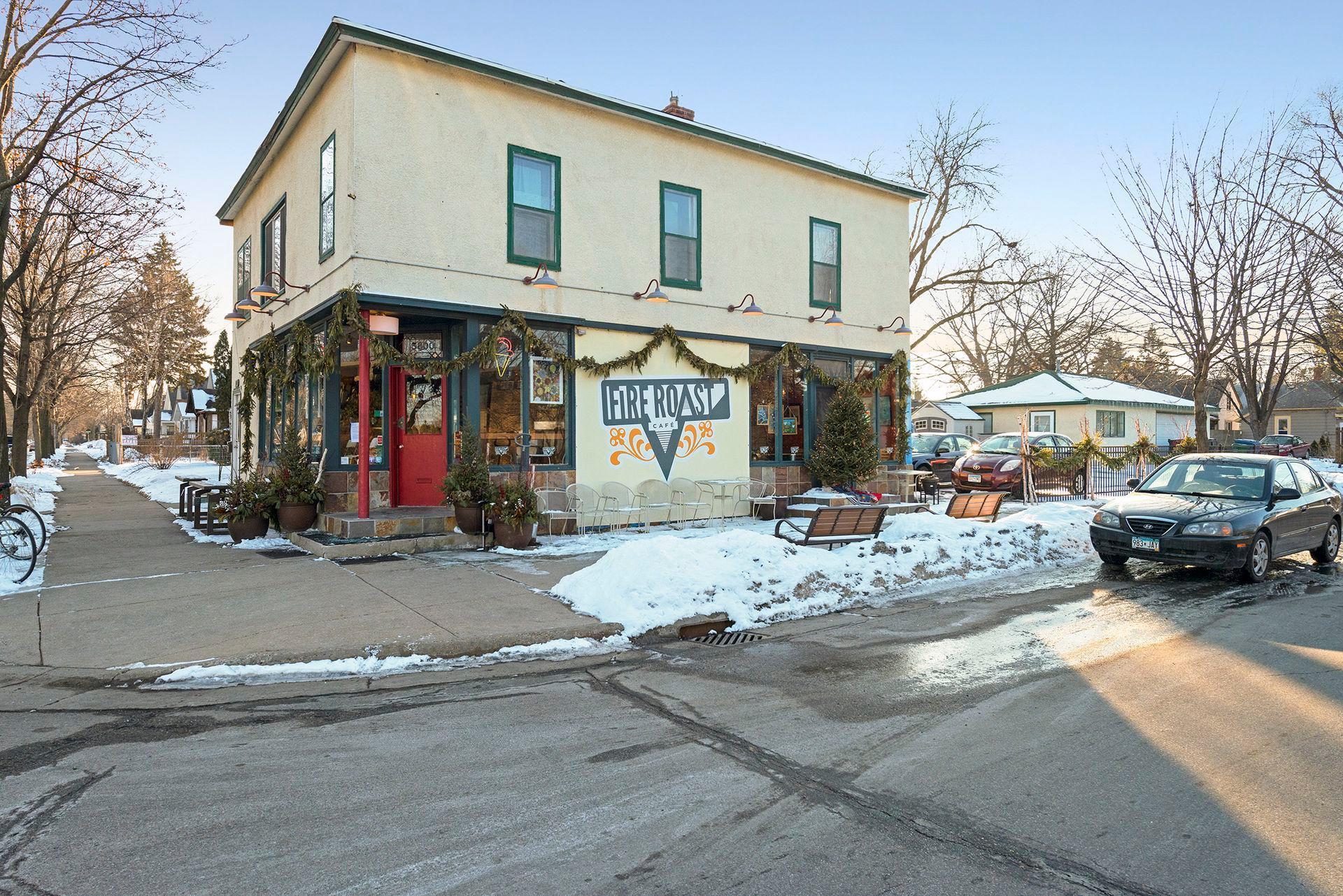 3012 E 35th Street