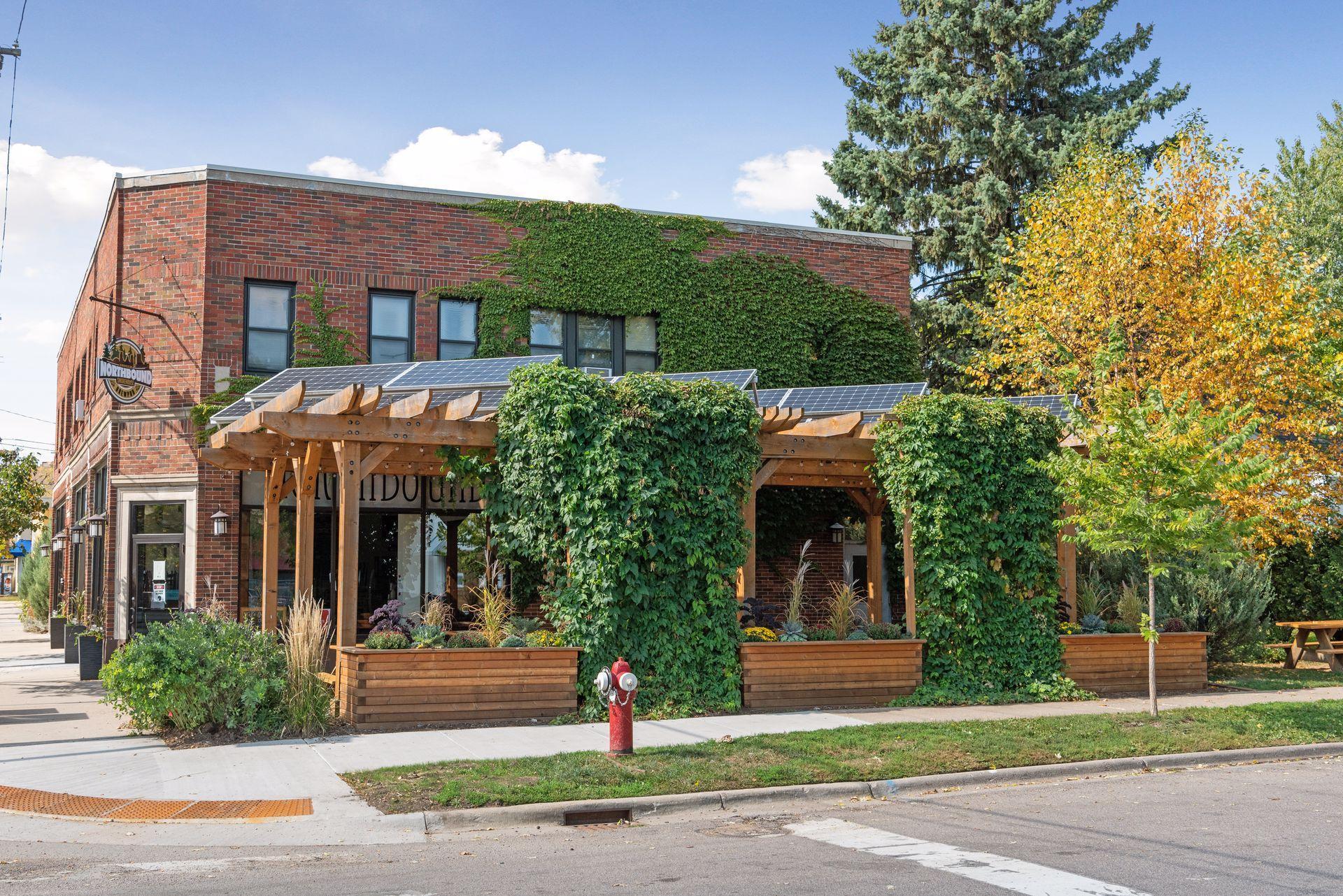 3012 E 35th Street