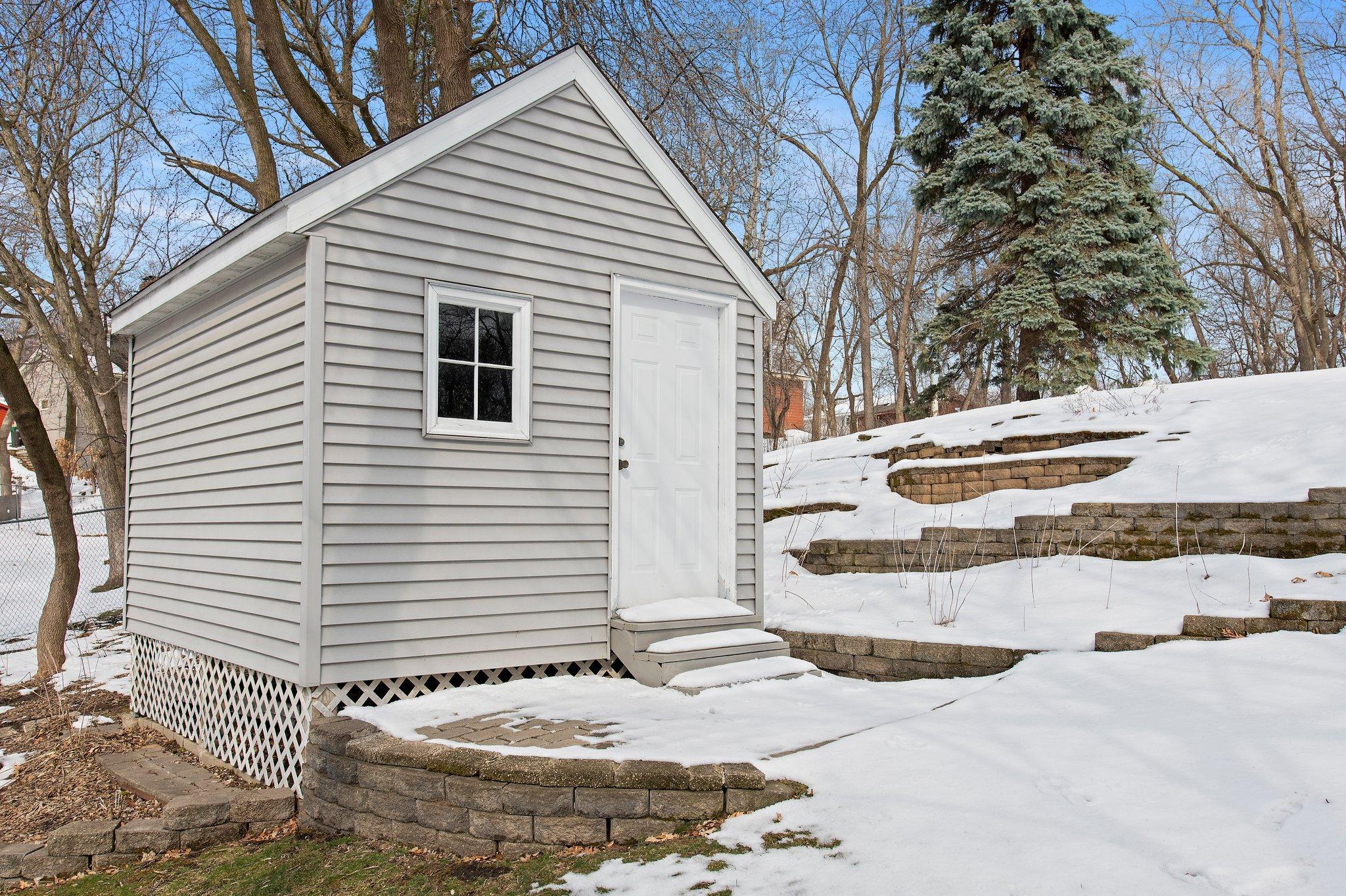 17585 Isleton Avenue